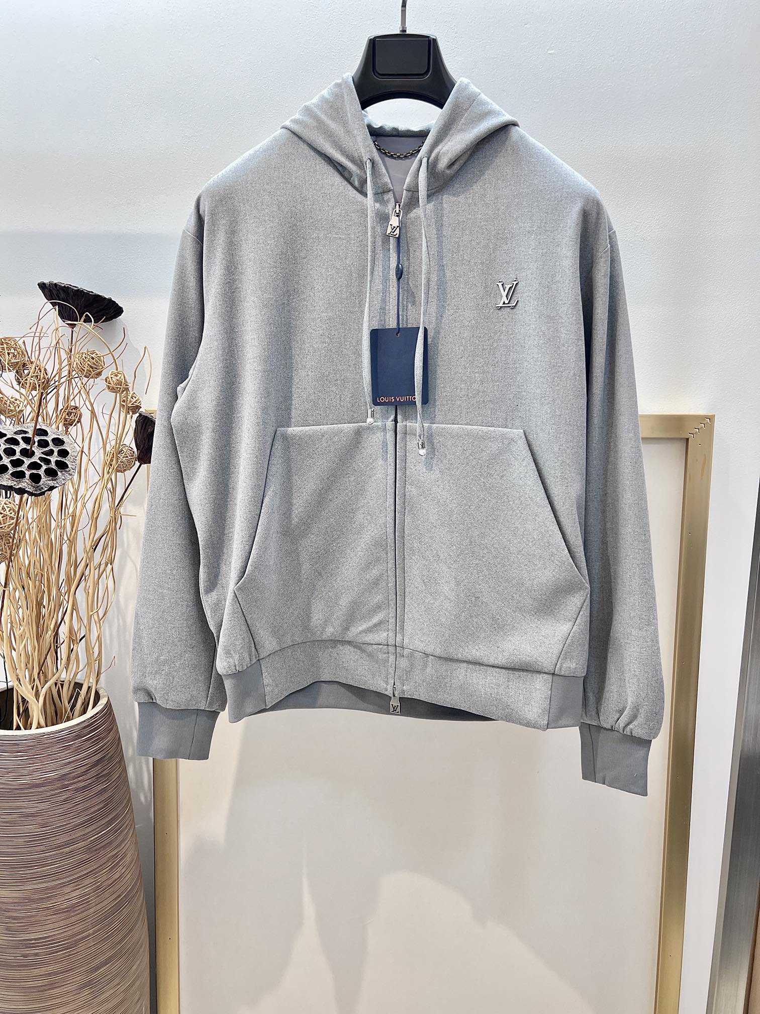 LuxluxHouse Best Quality Clothes Hoodie & Sweater Louis Vuitton
