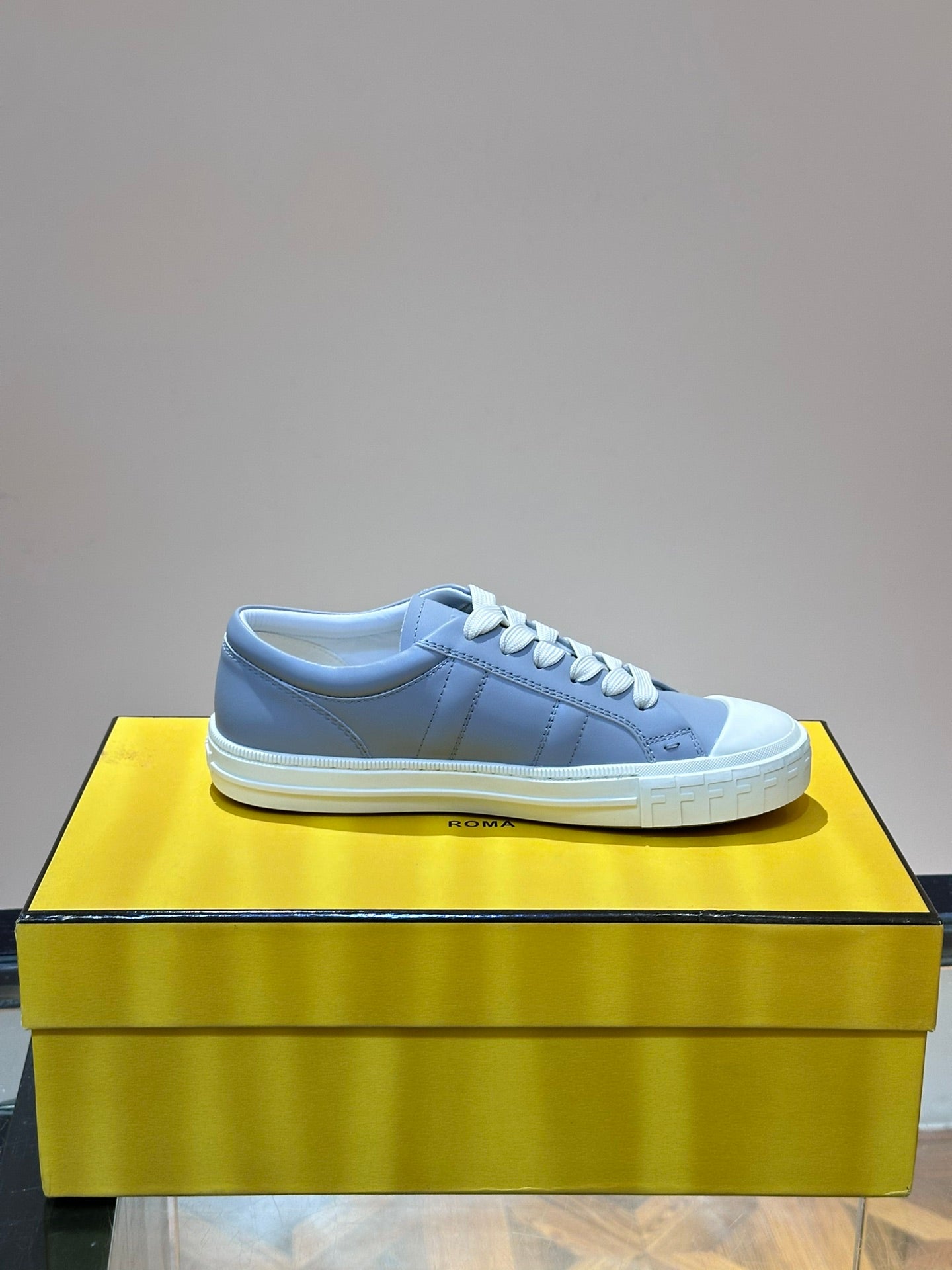 LuxluxHouse Best Quality Shoes Fendi