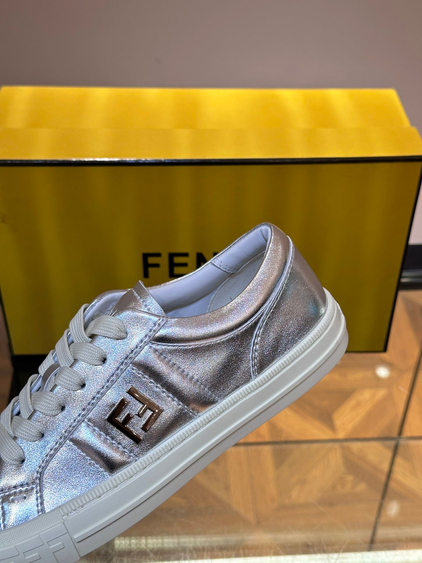 LuxluxHouse Best Quality Shoes Fendi