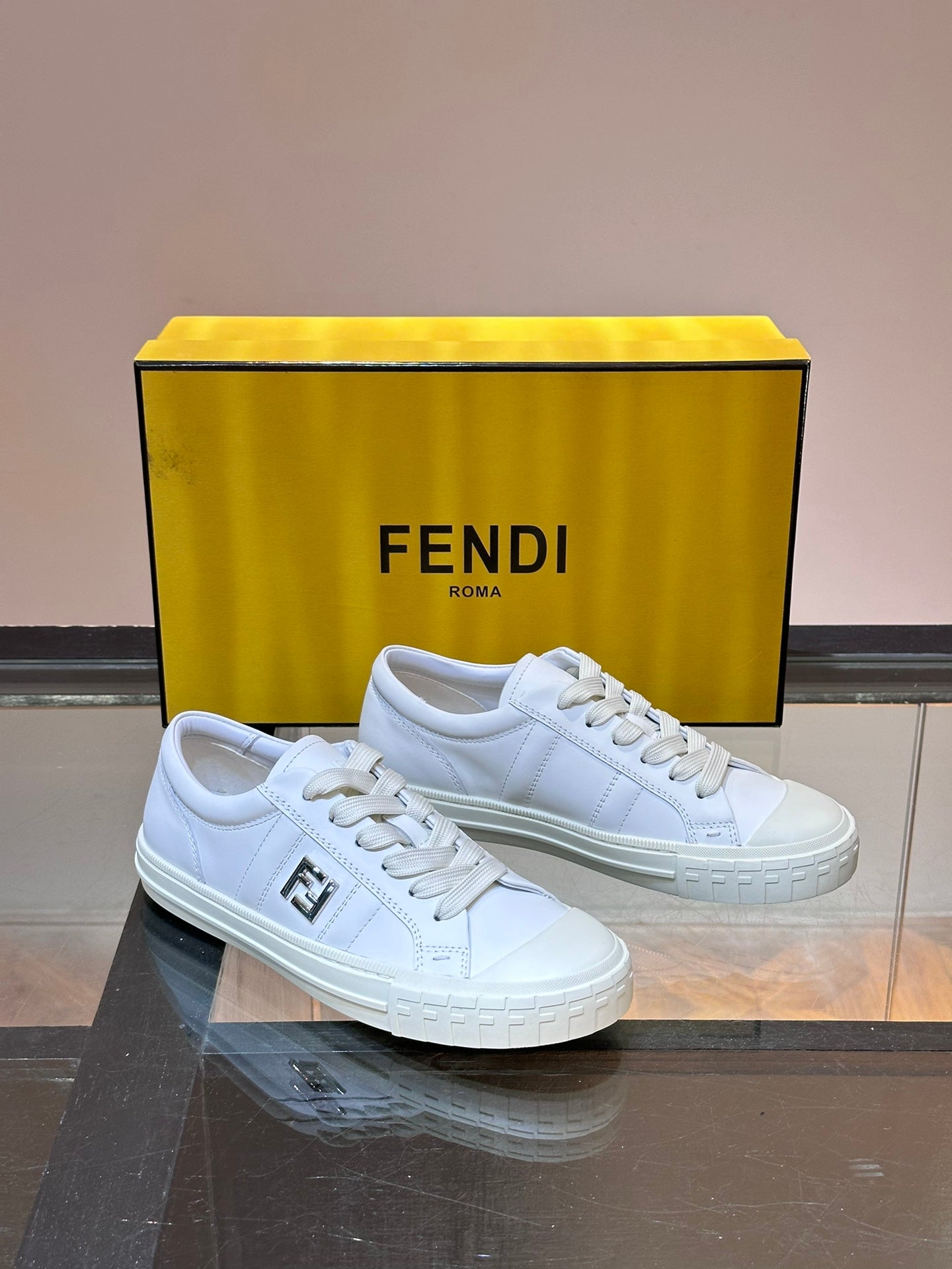 LuxluxHouse Best Quality Shoes Fendi
