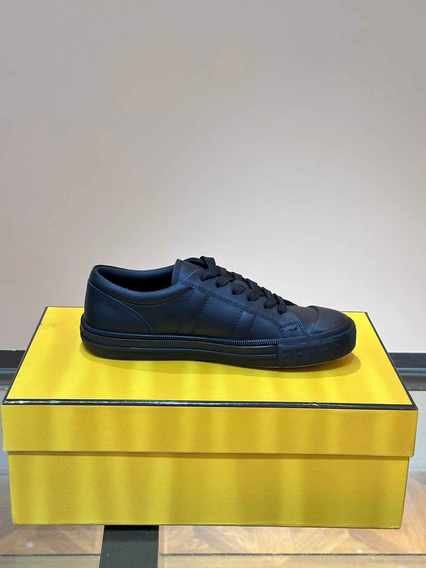 LuxluxHouse Best Quality Shoes Fendi