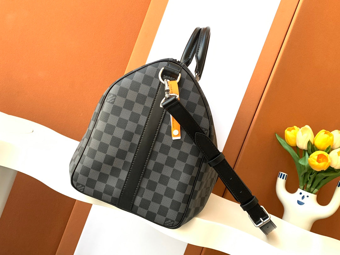 LuxluxHouse Best Quality Bags Best Louis Vuitton Men
