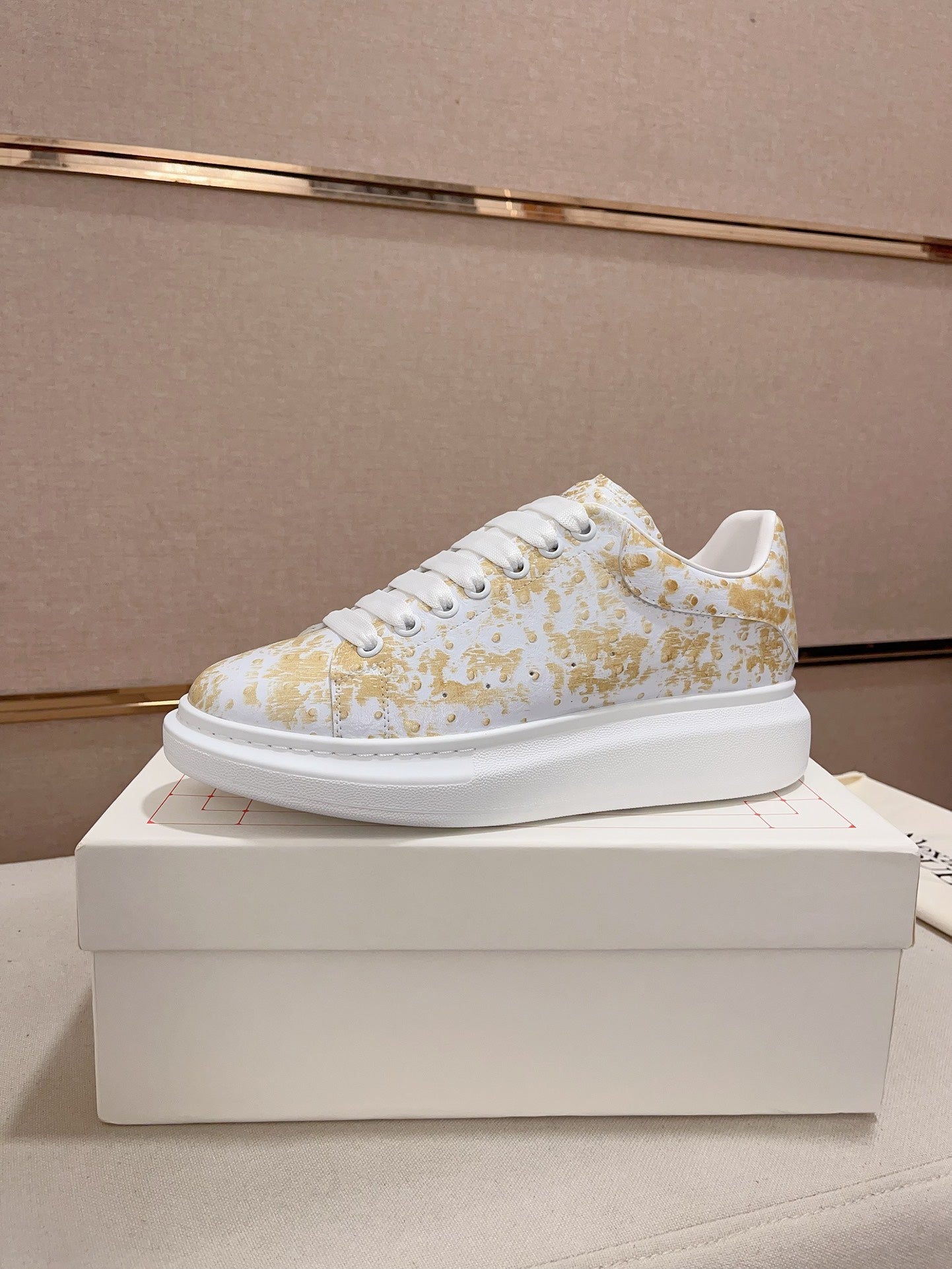 LuxluxHouse Best Quality Shoes Alexander McQueen