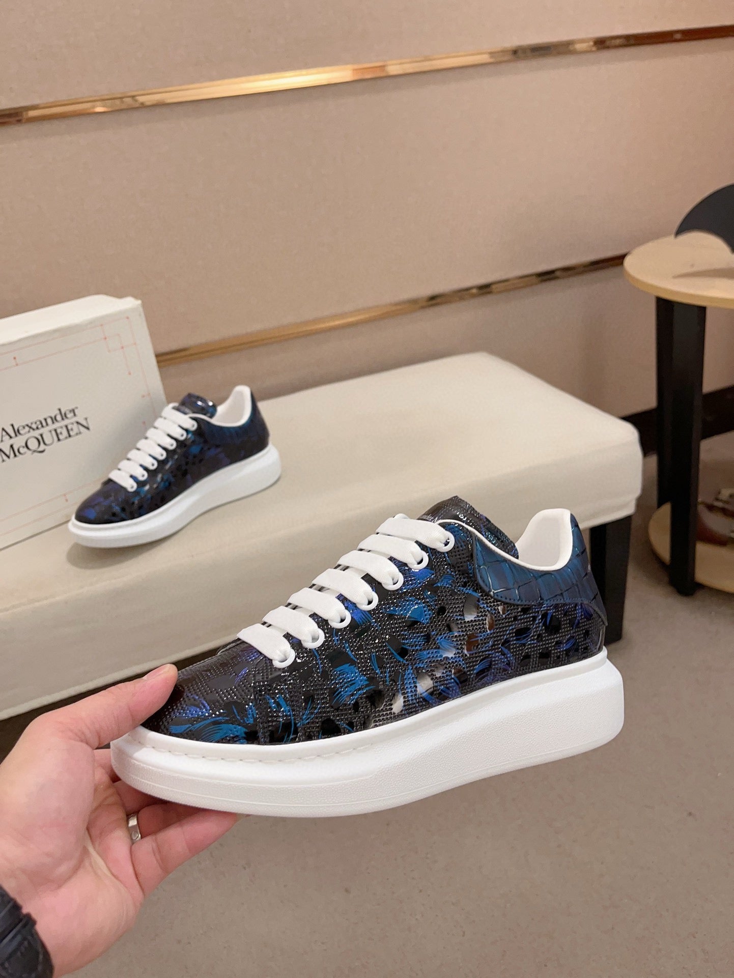 LuxluxHouse Best Quality Shoes Alexander McQueen