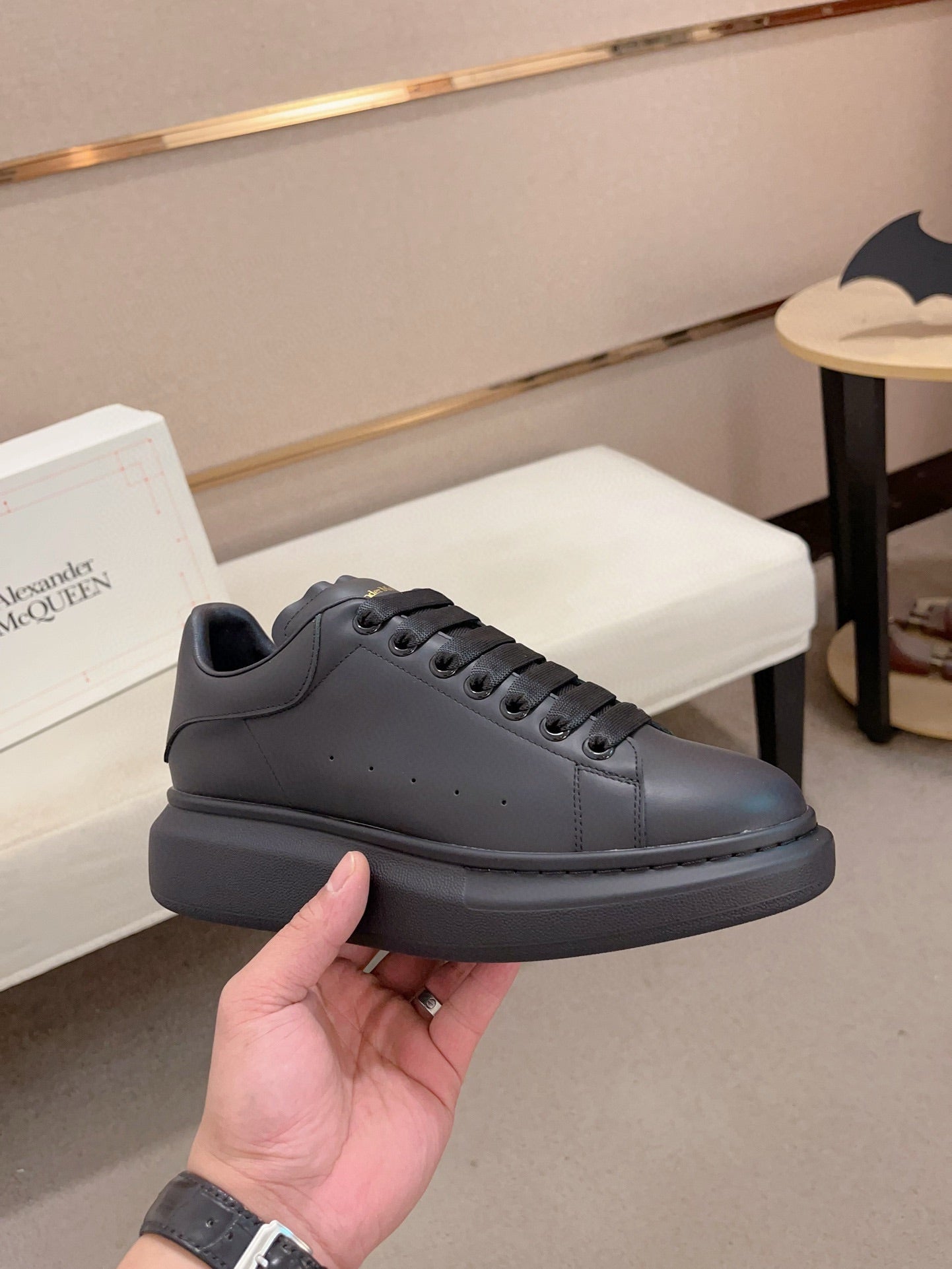 LuxluxHouse Best Quality Shoes Alexander McQueen