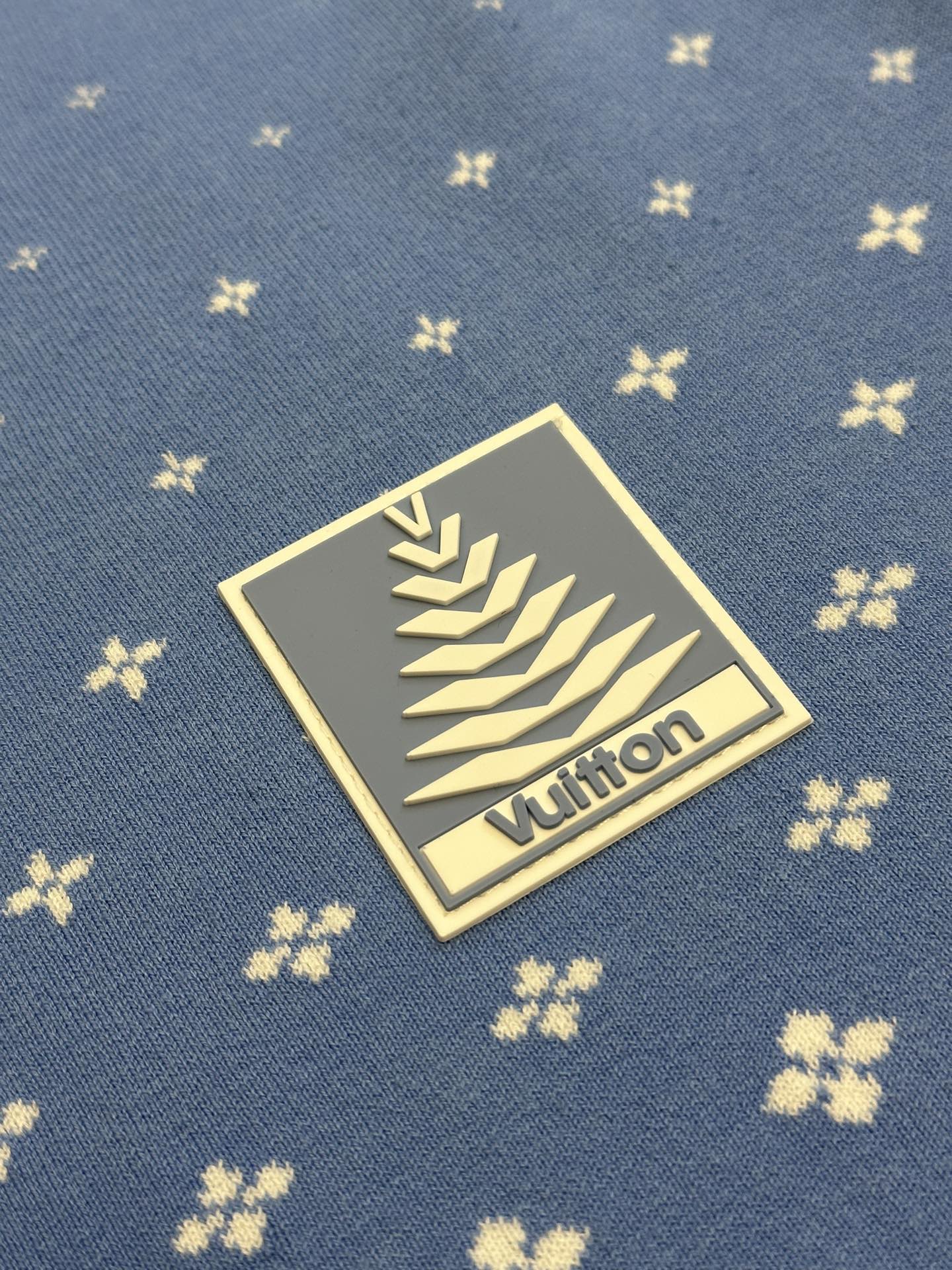 LuxluxHouse Best Quality Clothes T-shirt Louis Vuitton