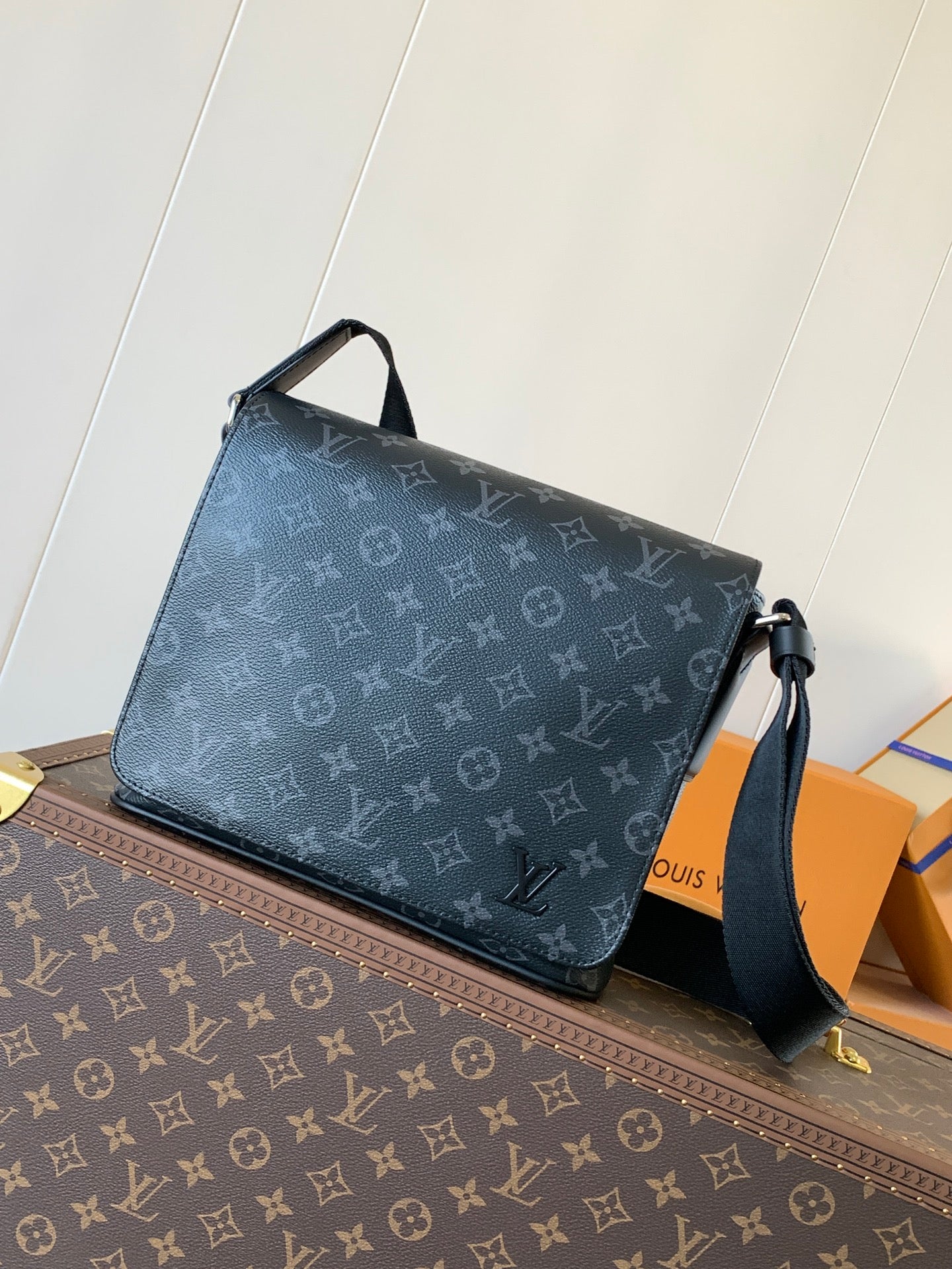 LuxluxHouse Best Quality Bags Louis Vuitton Men