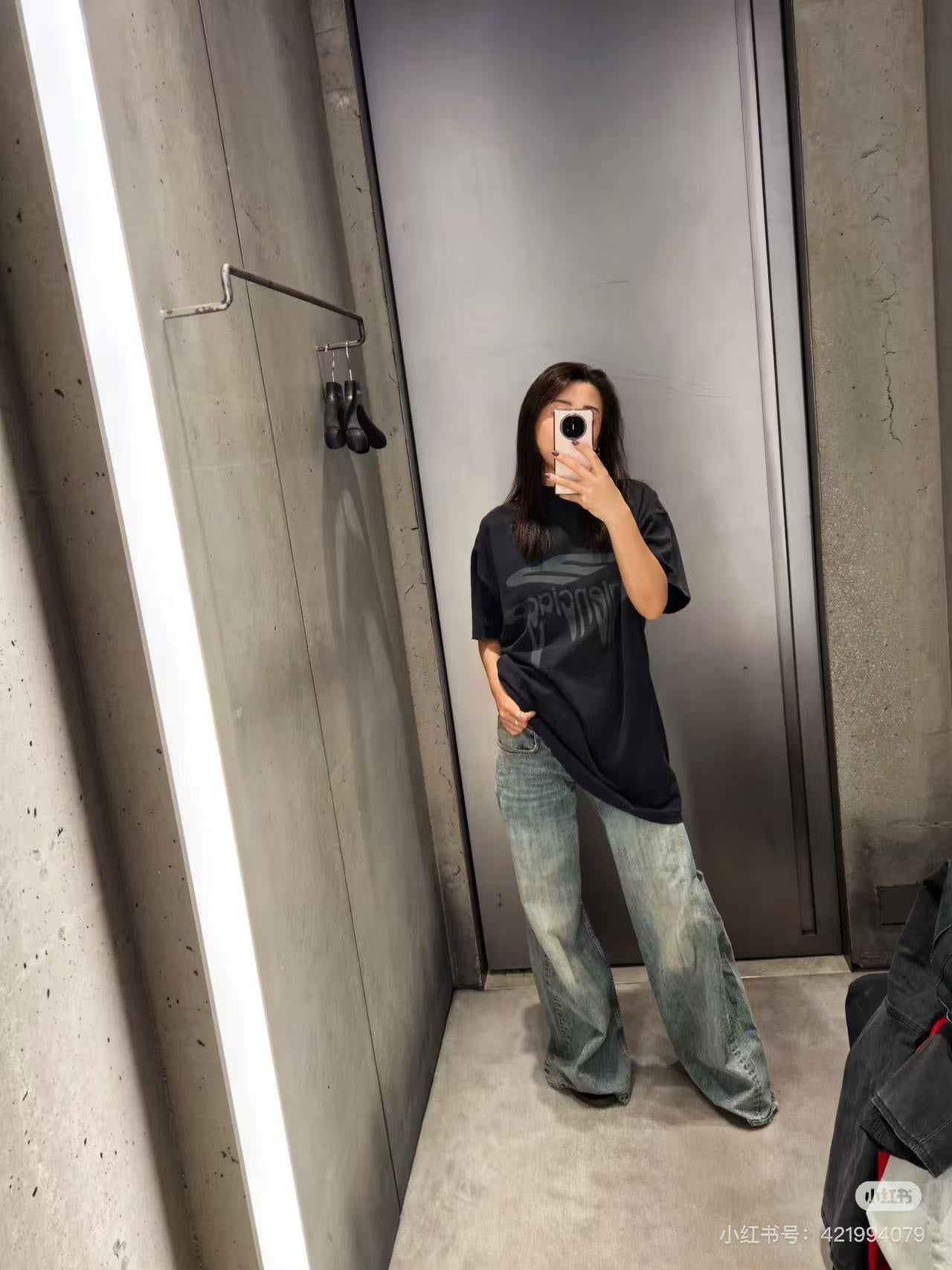 LuxluxHouse Best Quality Clothes Balenciaga T-shirt