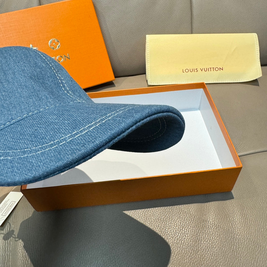 LuxluxHouse Best Quality Caps Louis Vuitton