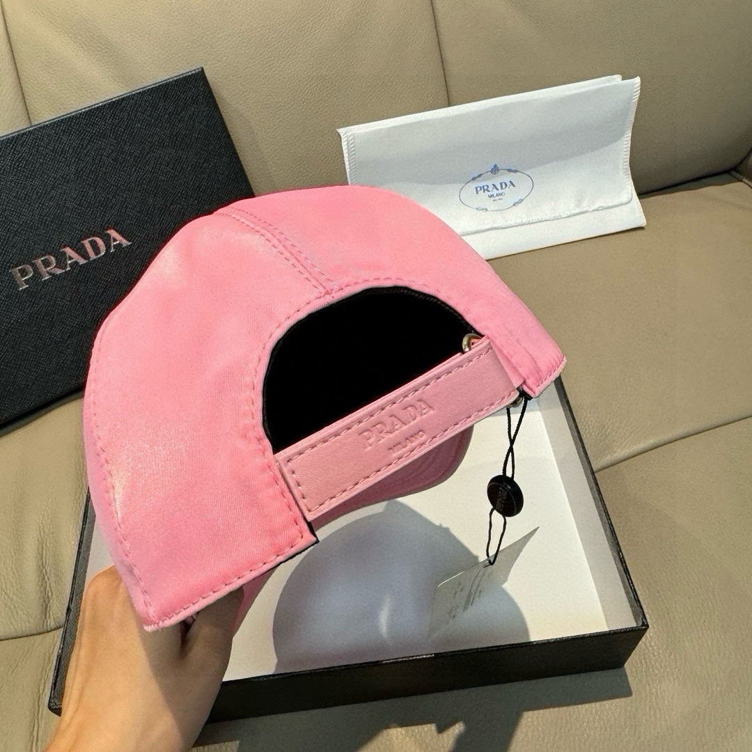 LuxluxHouse Best Quality Caps Prada
