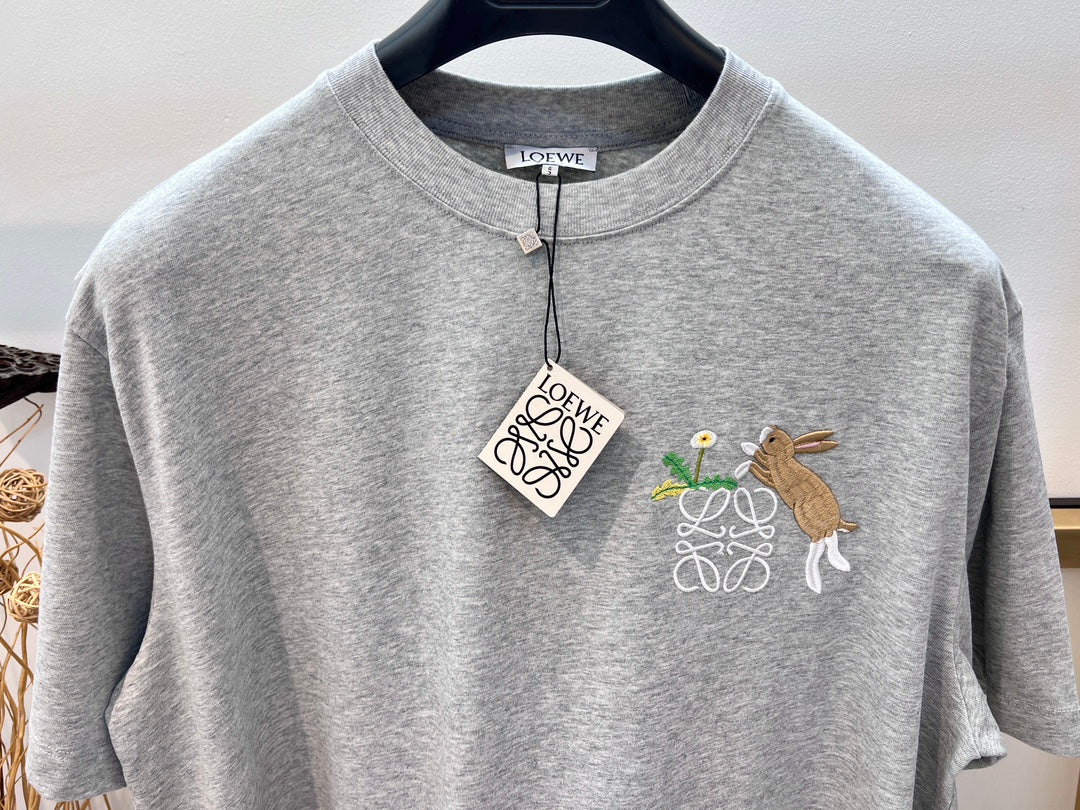 LuxluxHouse Best Quality Clothes T-shirt Loewe