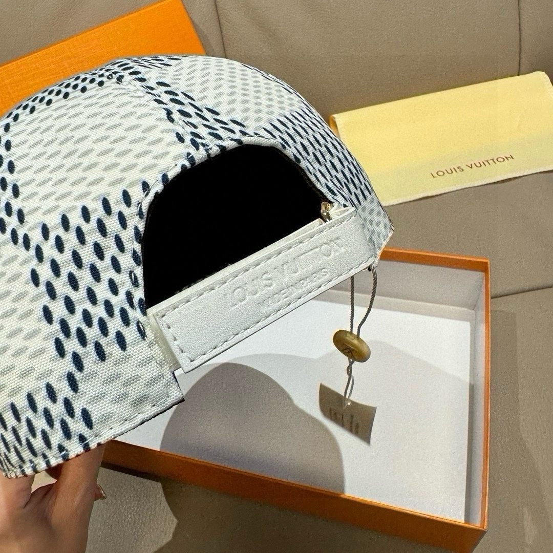 LuxluxHouse Best Quality Caps Louis Vuitton