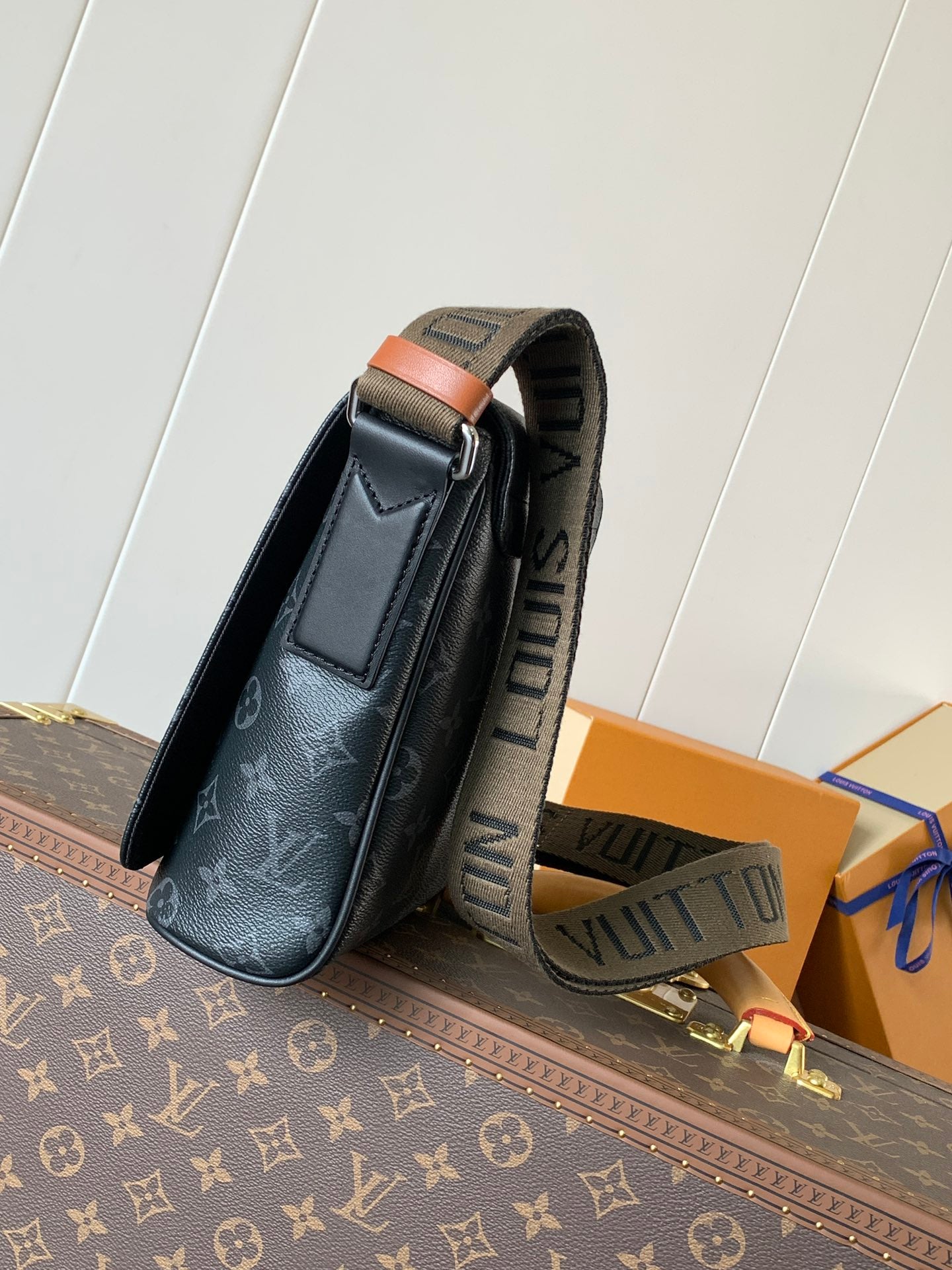 LuxluxHouse Best Quality Bags Louis Vuitton Men