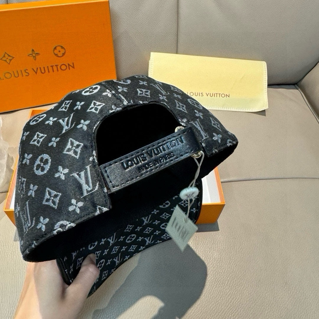 LuxluxHouse Best Quality Caps Louis Vuitton