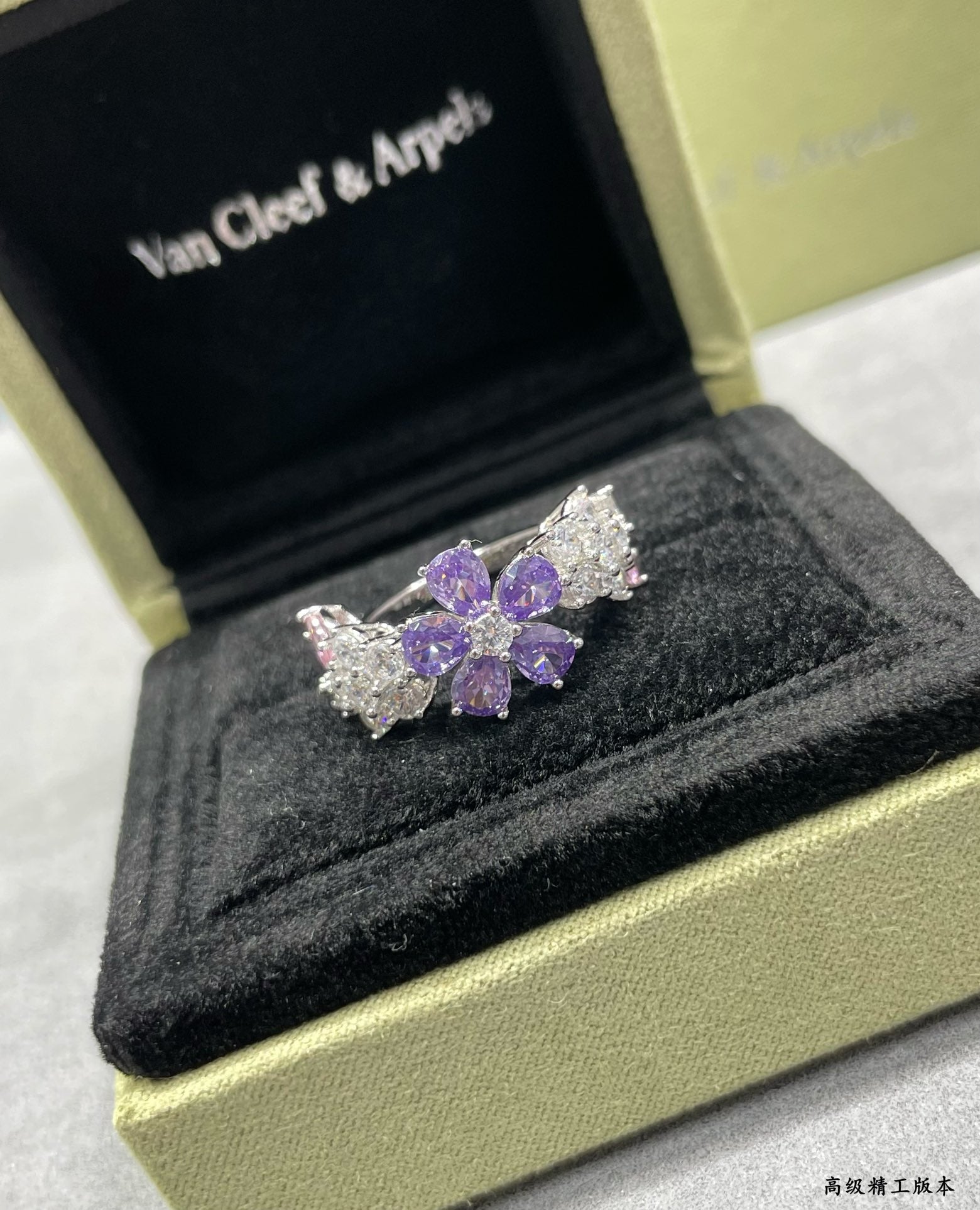 LuxluxHouse Best Quality Accessories Van Cleef & Arpels