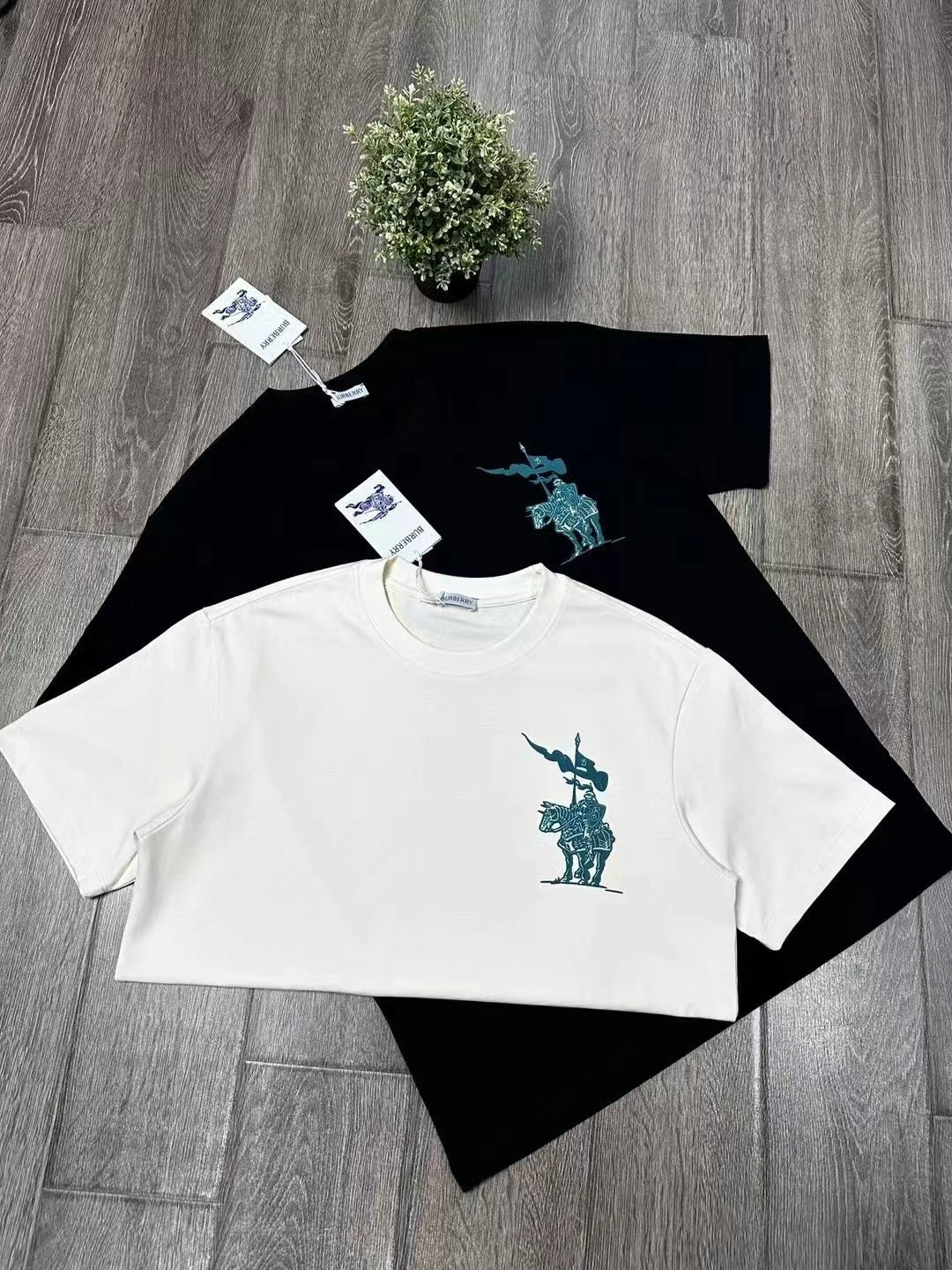 LuxluxHouse Best Quality Clothes Burberry T-shirt