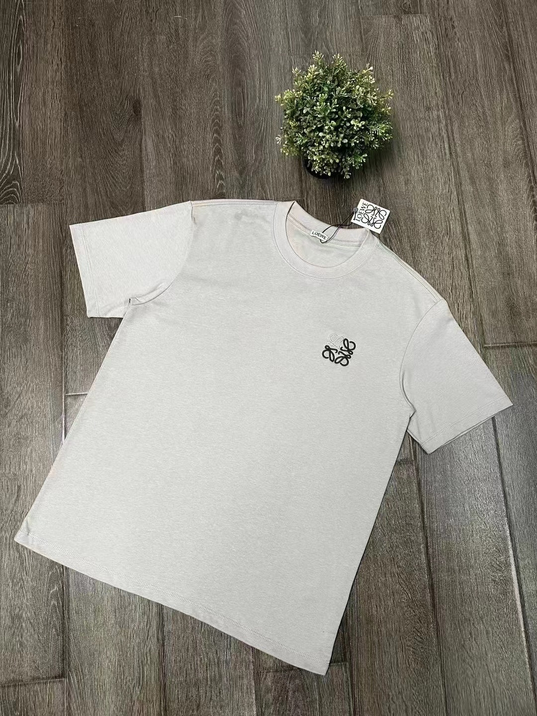 LuxluxHouse Best Quality Clothes T-shirt Loewe