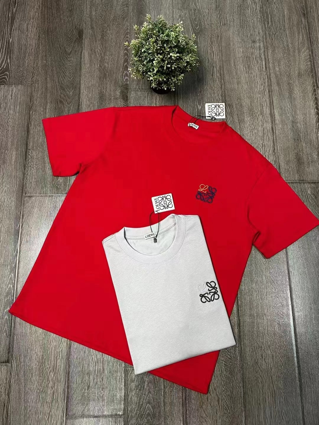 LuxluxHouse Best Quality Clothes T-shirt Loewe
