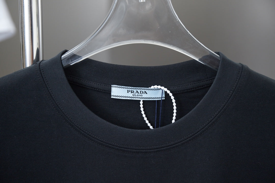 LuxluxHouse Best Quality Clothes T-shirt Prada