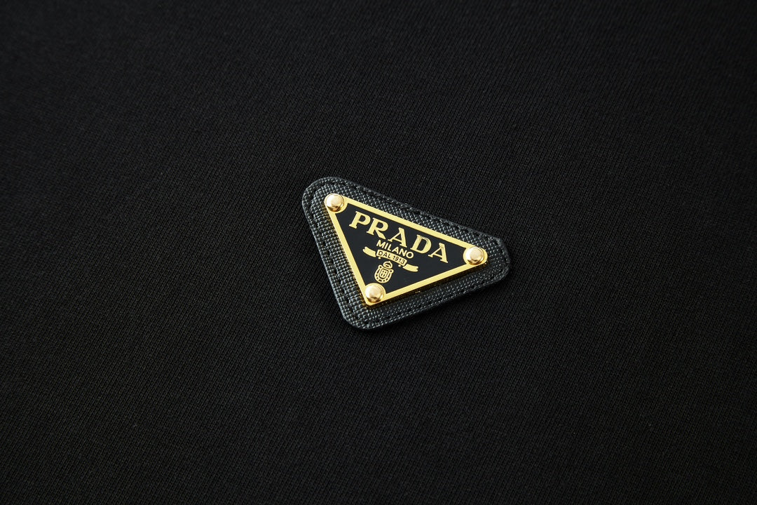 LuxluxHouse Best Quality Clothes T-shirt Prada