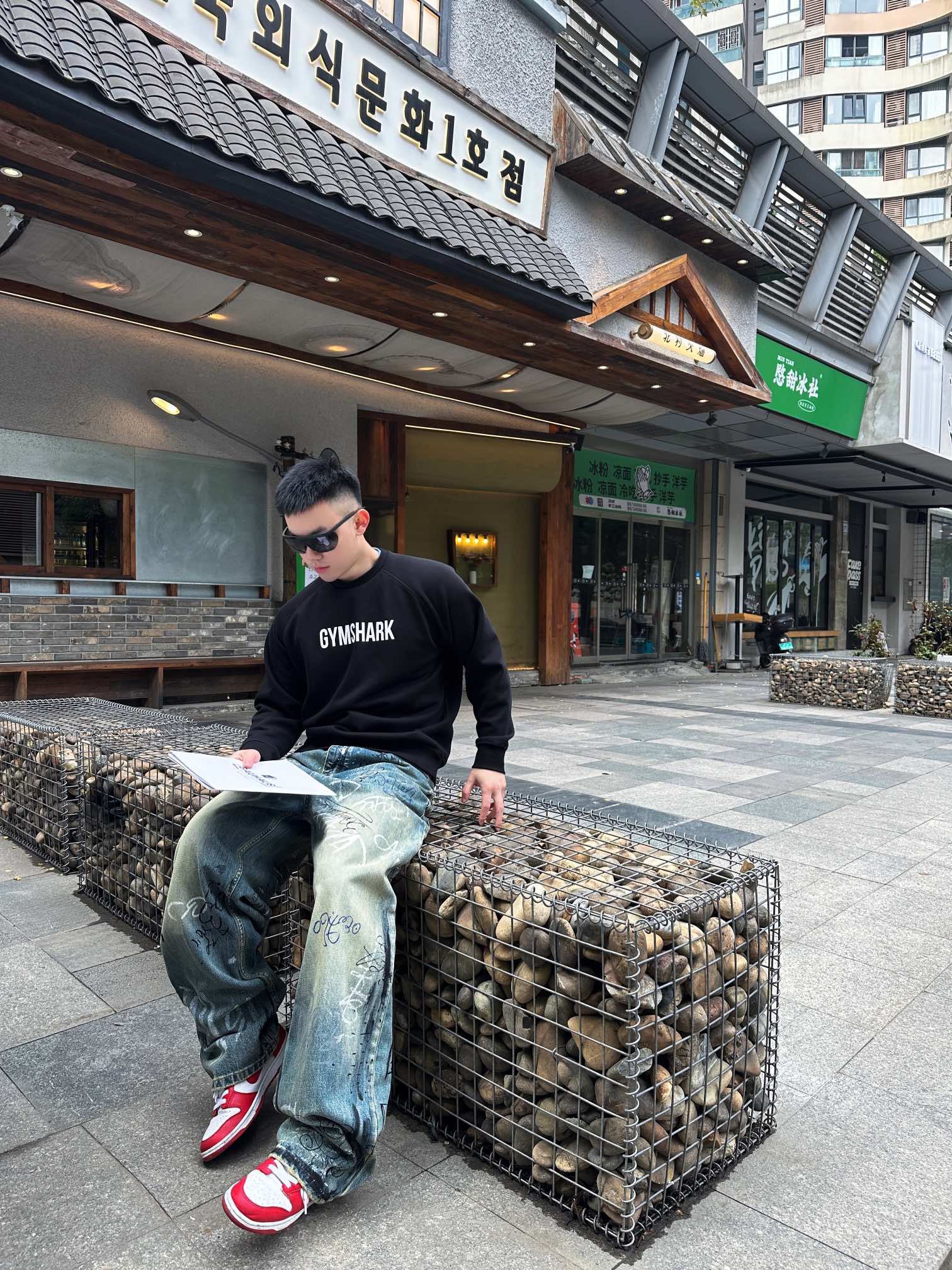LuxluxHouse Best Quality Clothes Balenciaga Hoodie & Sweater