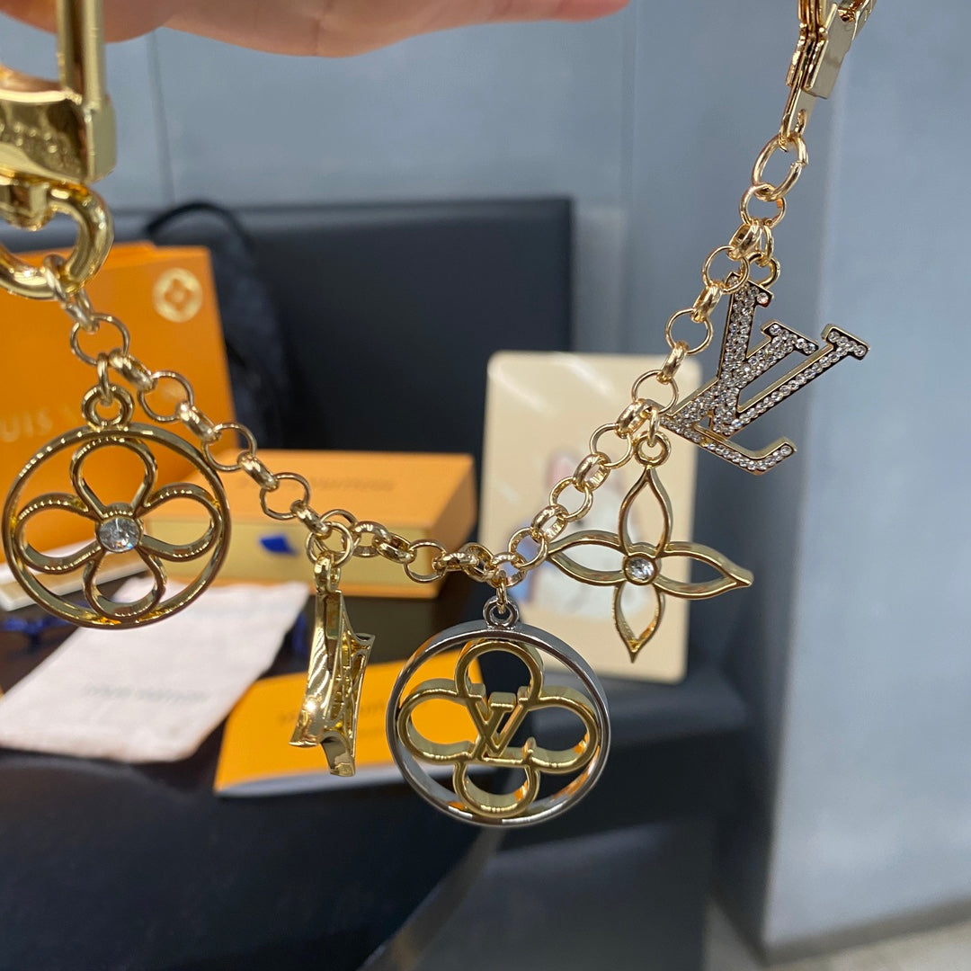 LuxluxHouse Best Quality Accessories Keychain Louis Vuitton Keychain