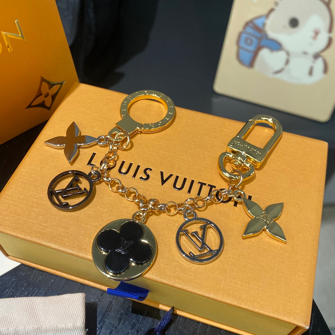 LuxluxHouse Best Quality Accessories Keychain Louis Vuitton Keychain