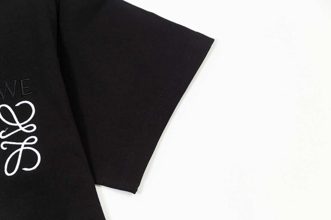LuxluxHouse Best Quality Clothes T-shirt Loewe