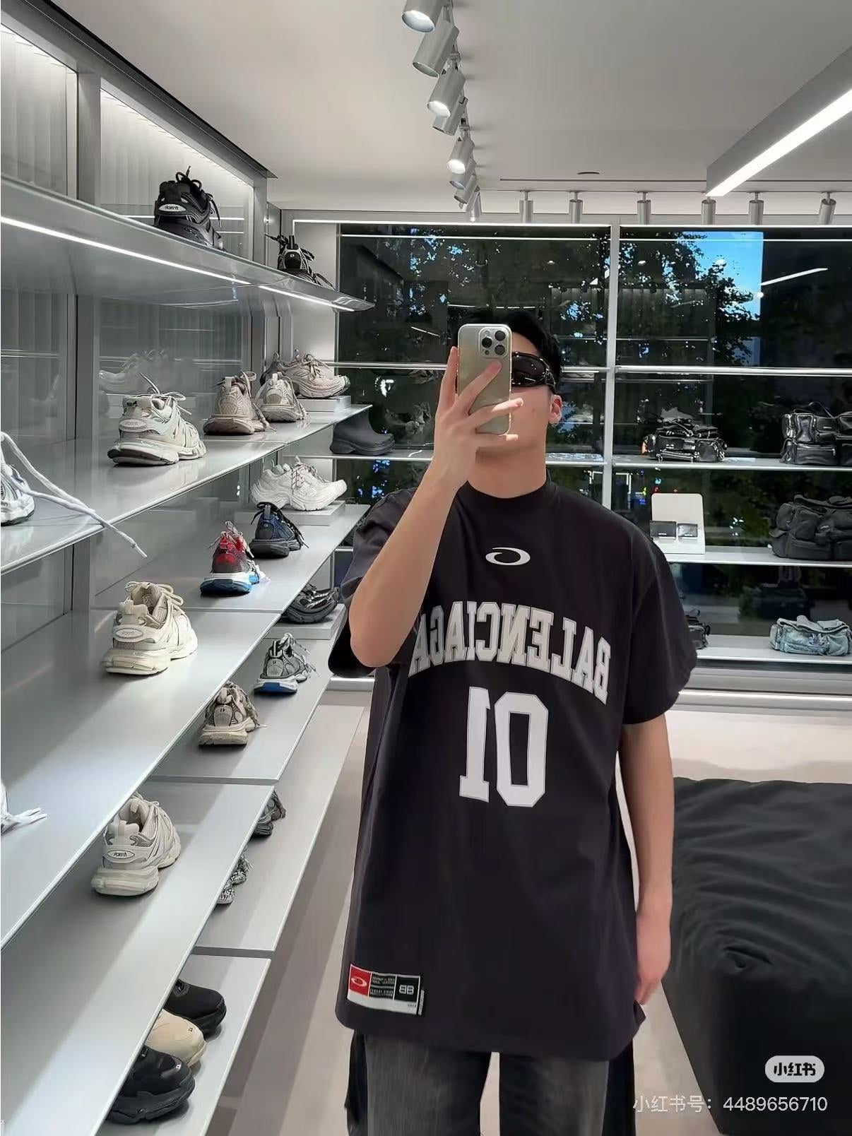 LuxluxHouse Best Quality Clothes Balenciaga T-shirt