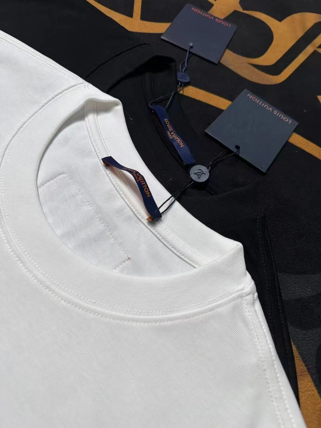 LuxluxHouse Best Quality Clothes T-shirt Louis Vuitton