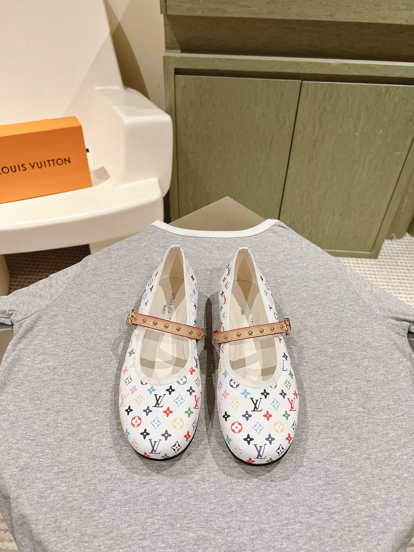 LuxluxHouse Best Quality Women Shoes Louis Vuitton