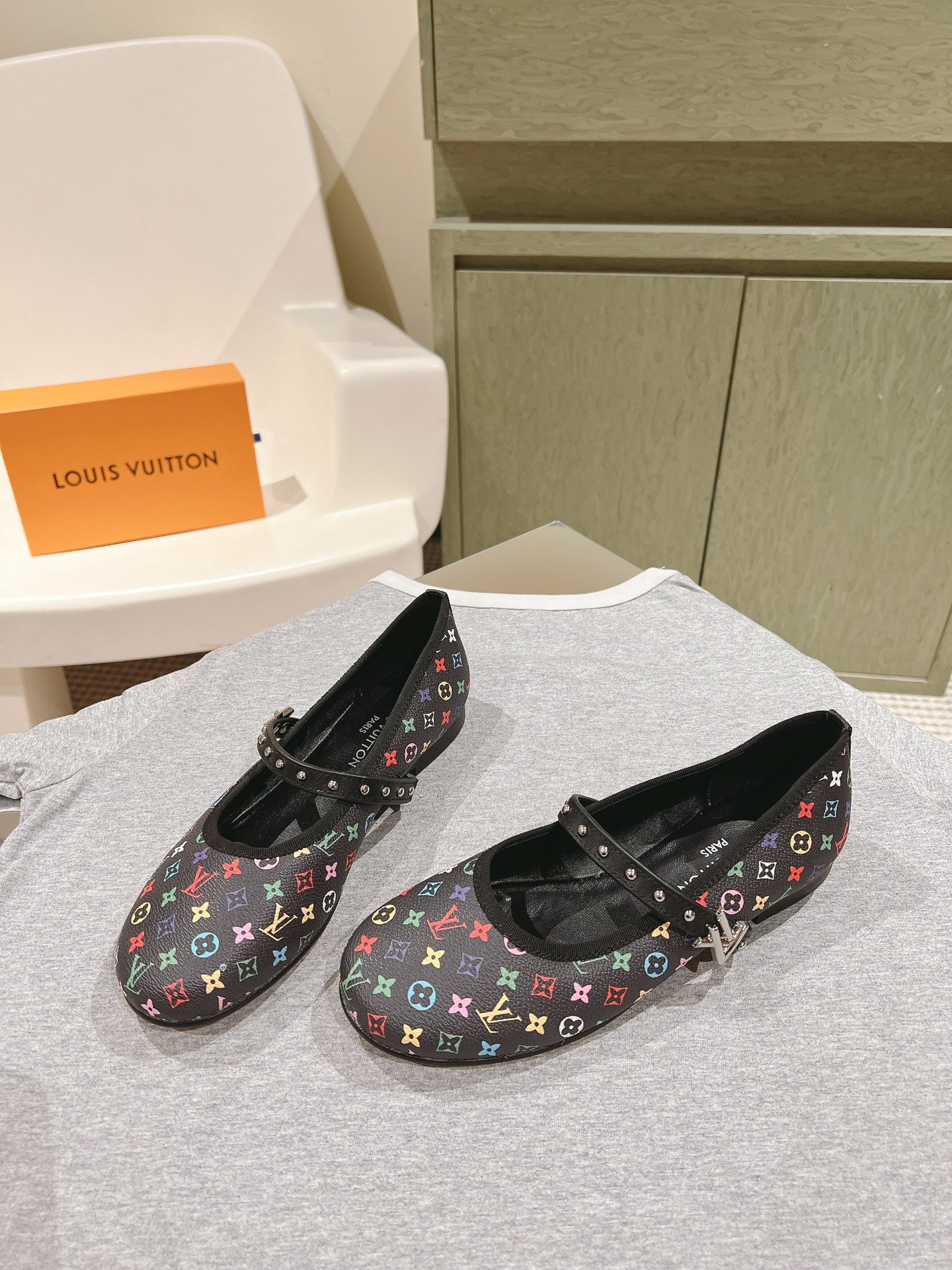 LuxluxHouse Best Quality Women Shoes Louis Vuitton