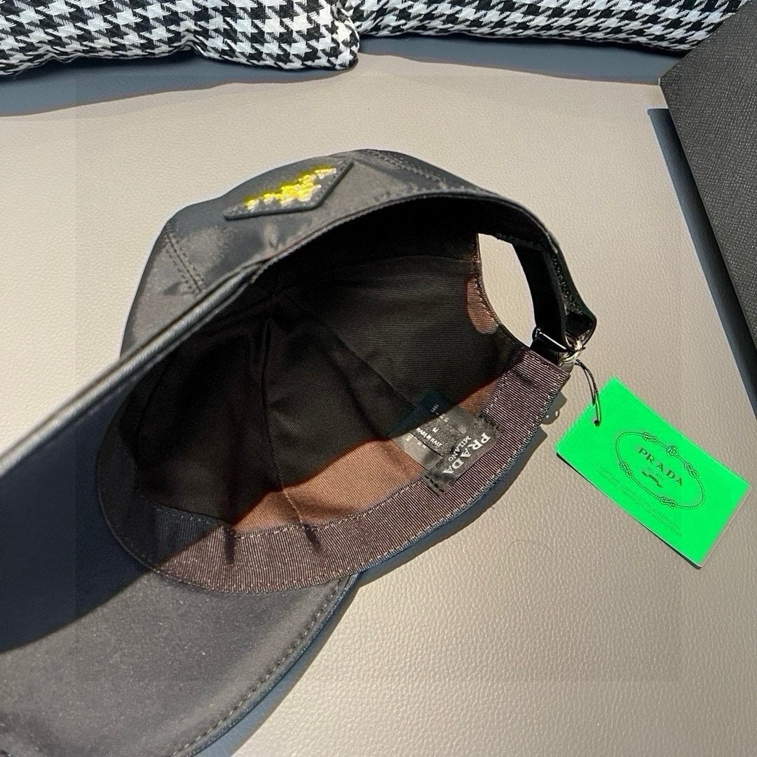 LuxluxHouse Best Quality Caps Prada