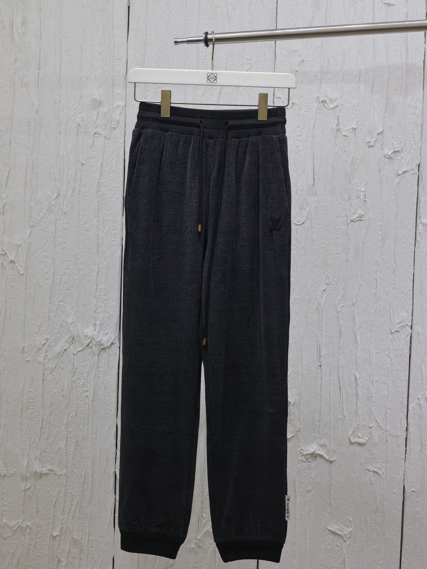LuxluxHouse Best Quality Clothes Pants Coats & Jackets Louis Vuitton