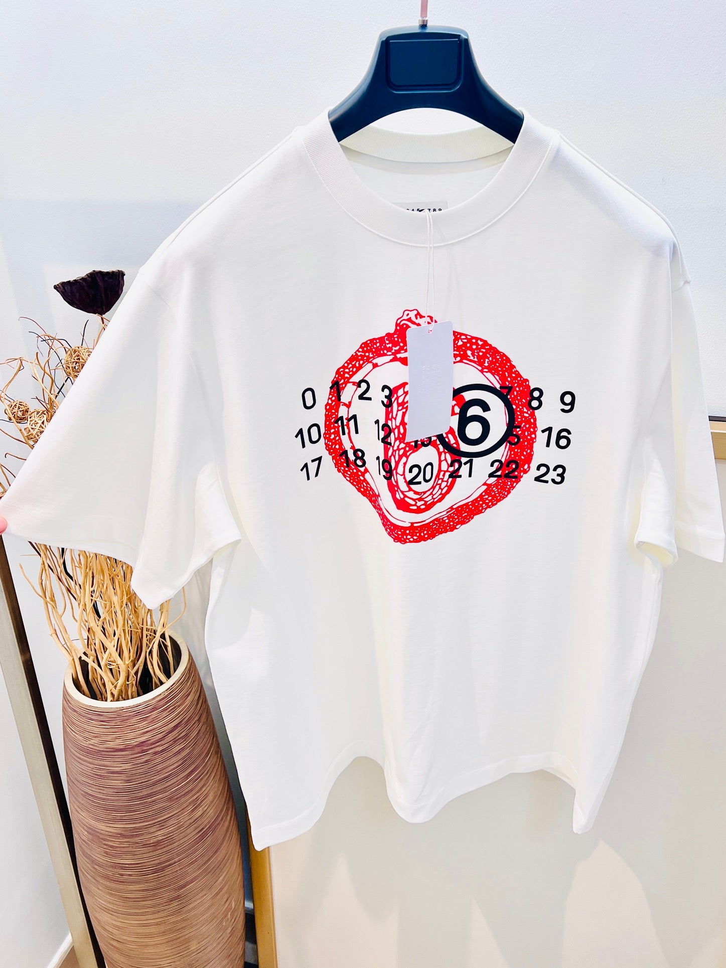 LuxluxHouse Best Quality Clothes T-shirt Chanel & Maison Margiela