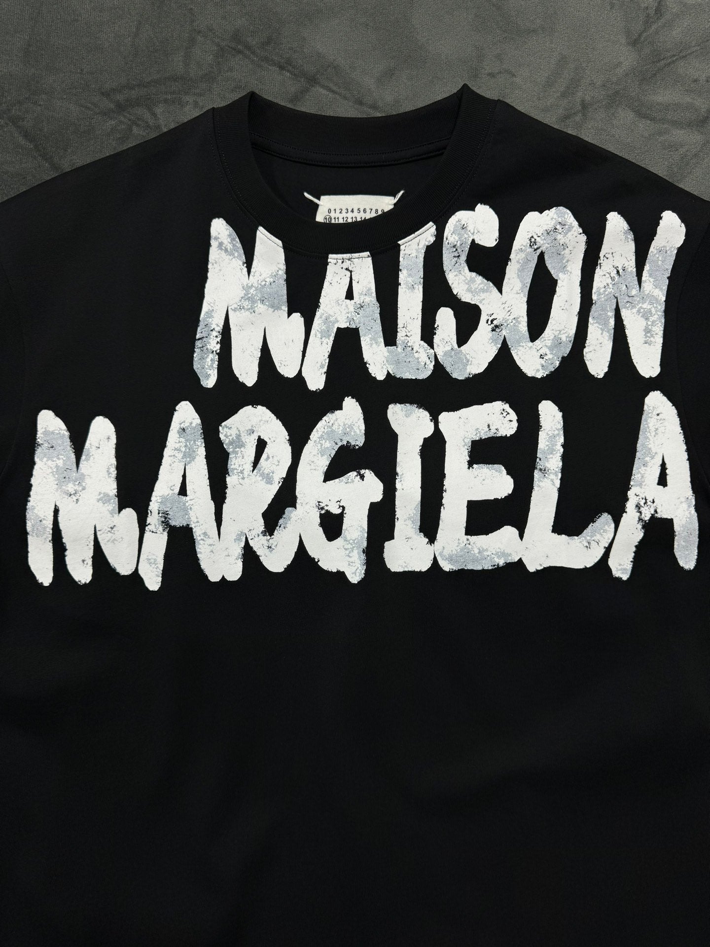 LuxluxHouse Best Quality Clothes T-shirt Chanel & Maison Margiela