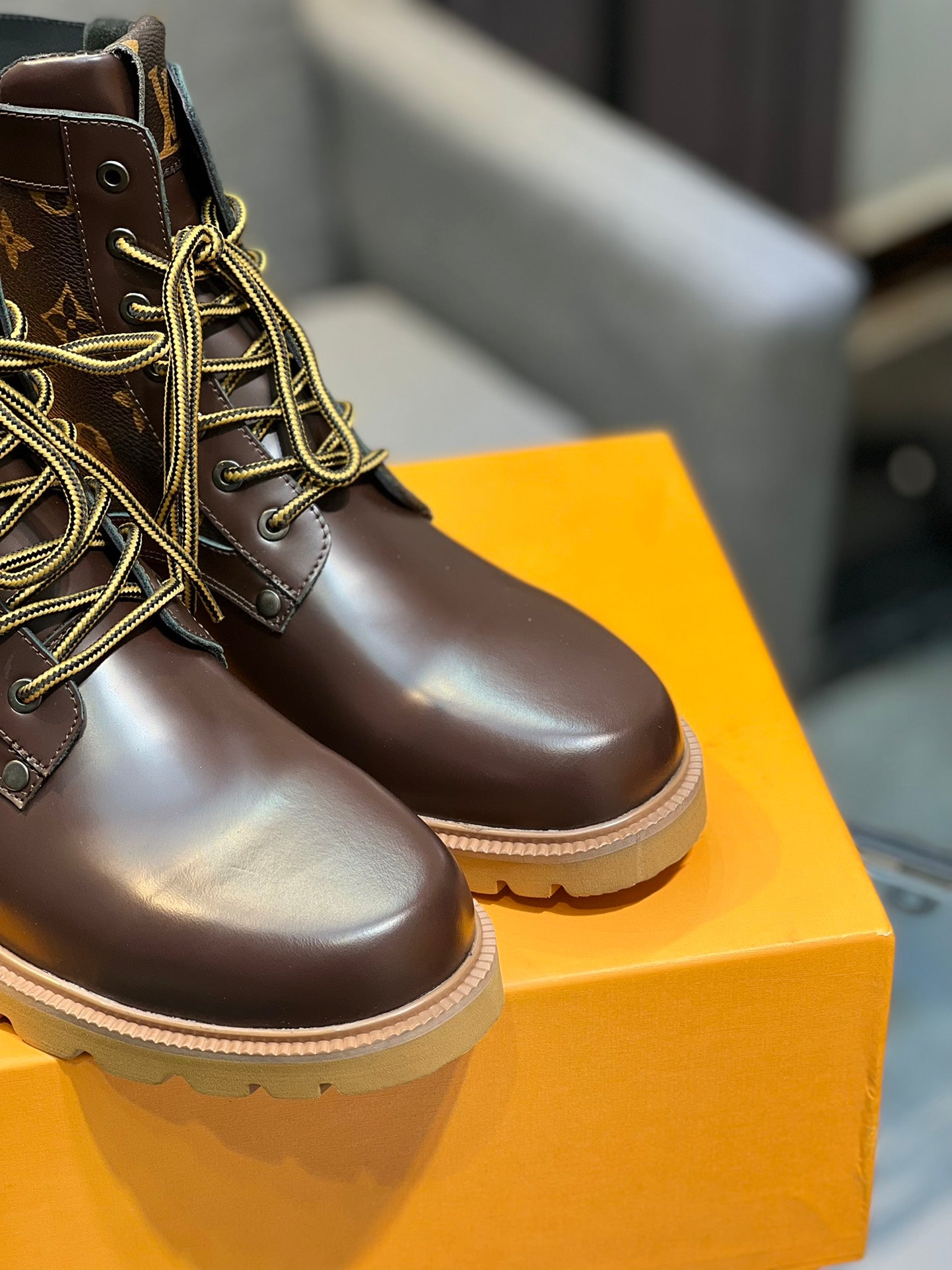 LuxluxHouse Best Quality Louis Vuitton Dress Shoes