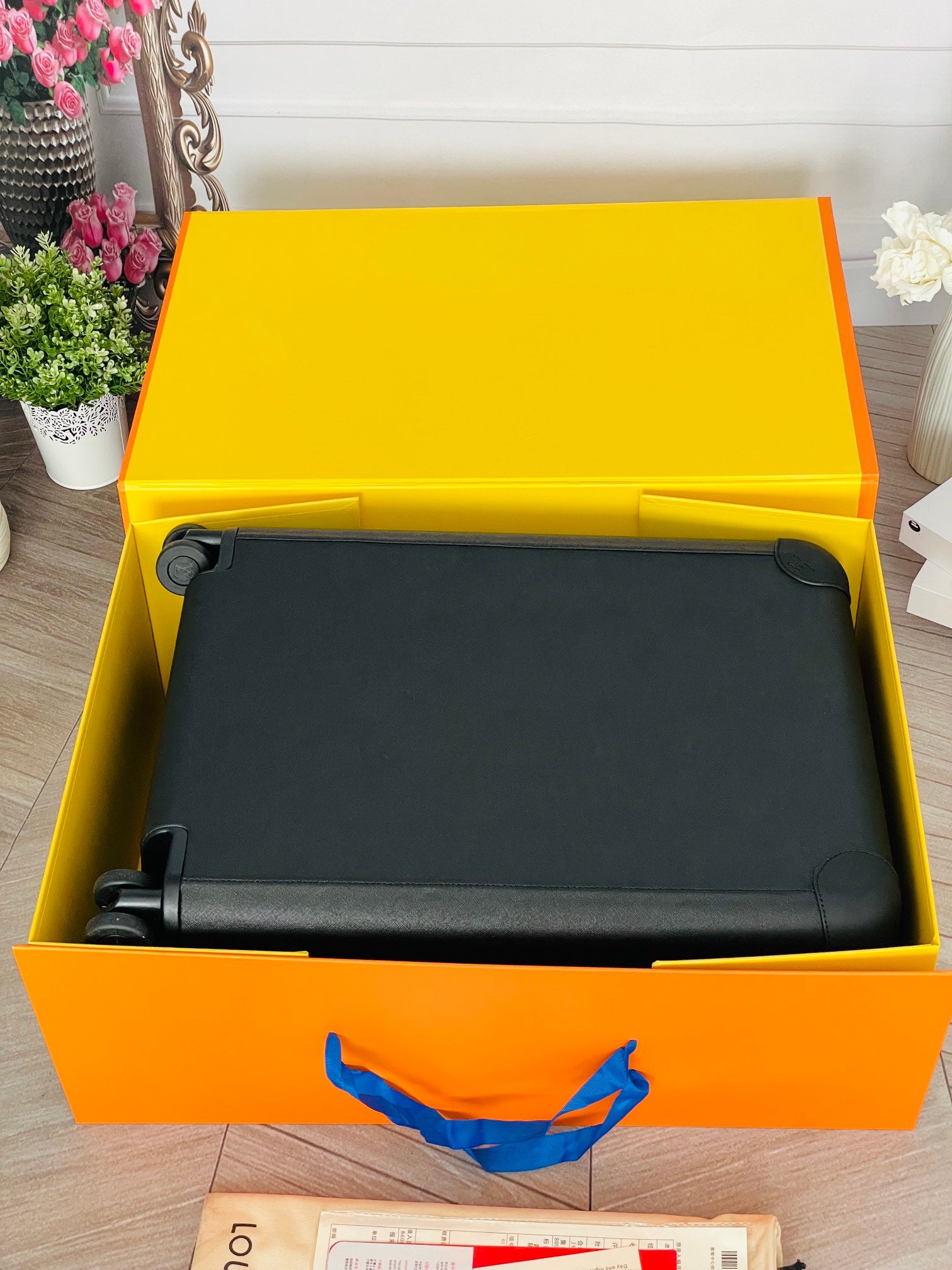 LuxluxHouse Best Quality Bags Luggage