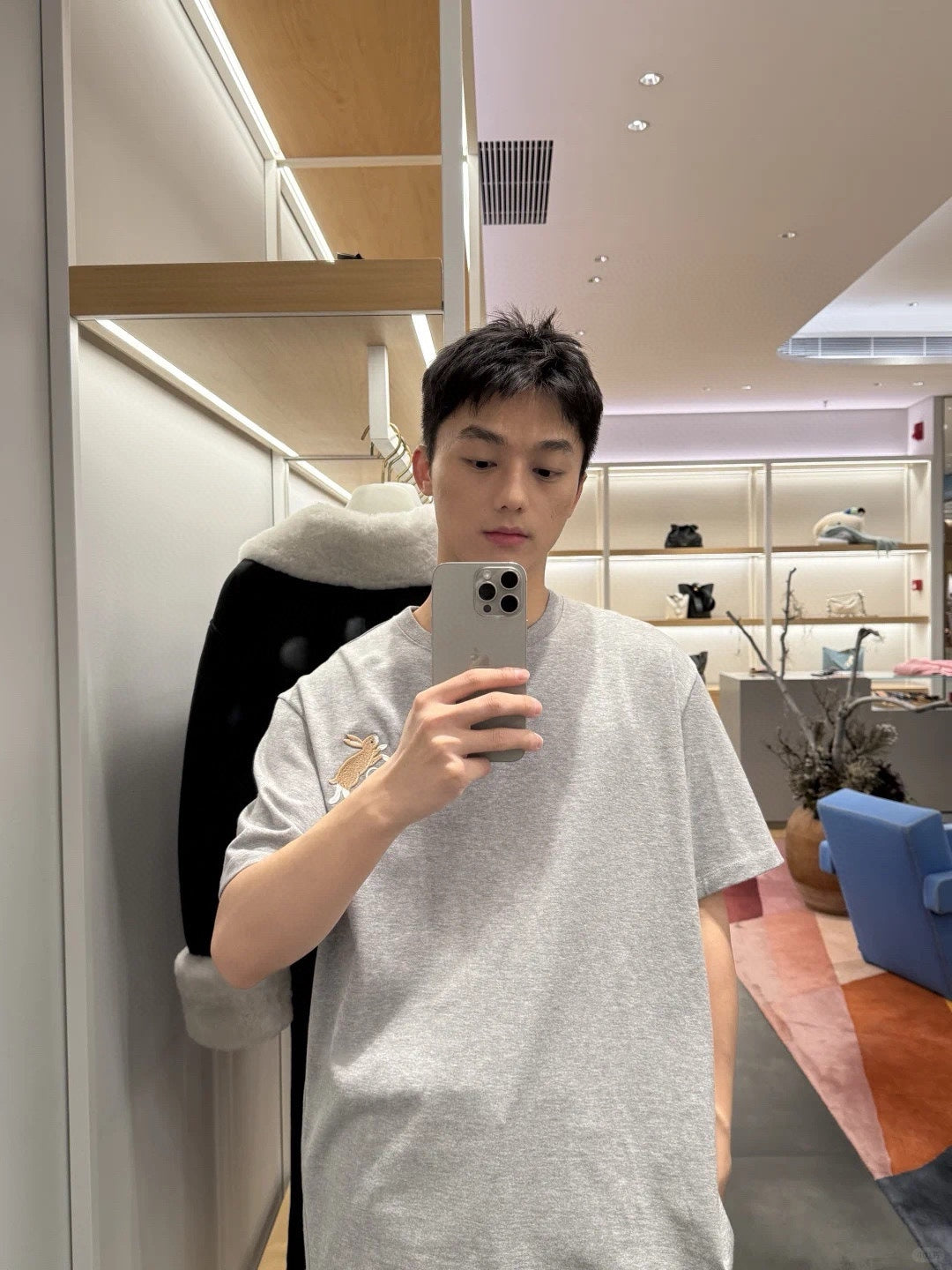 LuxluxHouse Best Quality Clothes T-shirt Loewe