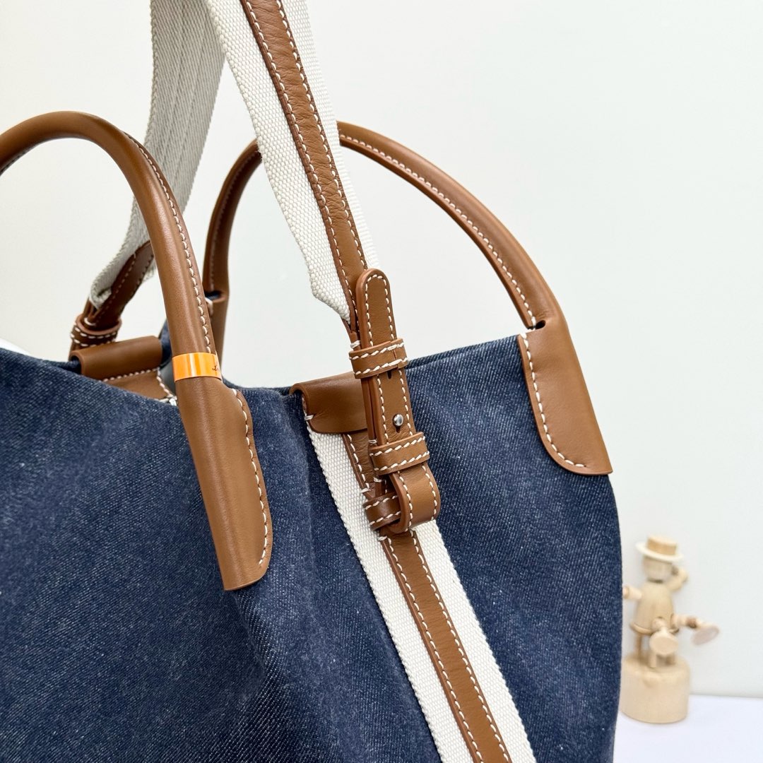 LuxluxHouse Best Quality Bags Loro Piana Women