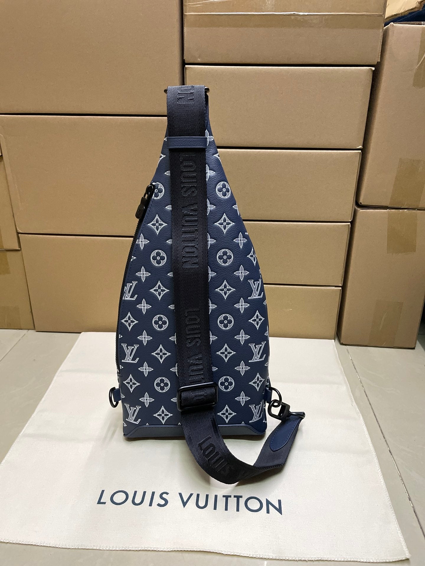 LuxluxHouse Best Quality Bags Louis Vuitton Men