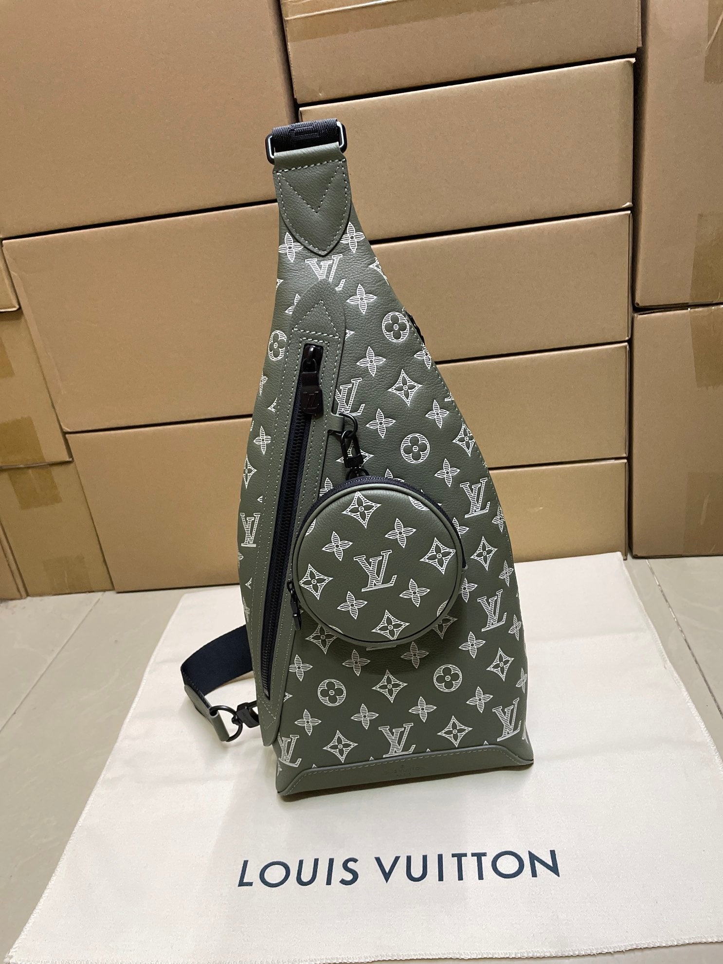 LuxluxHouse Best Quality Bags Louis Vuitton Men