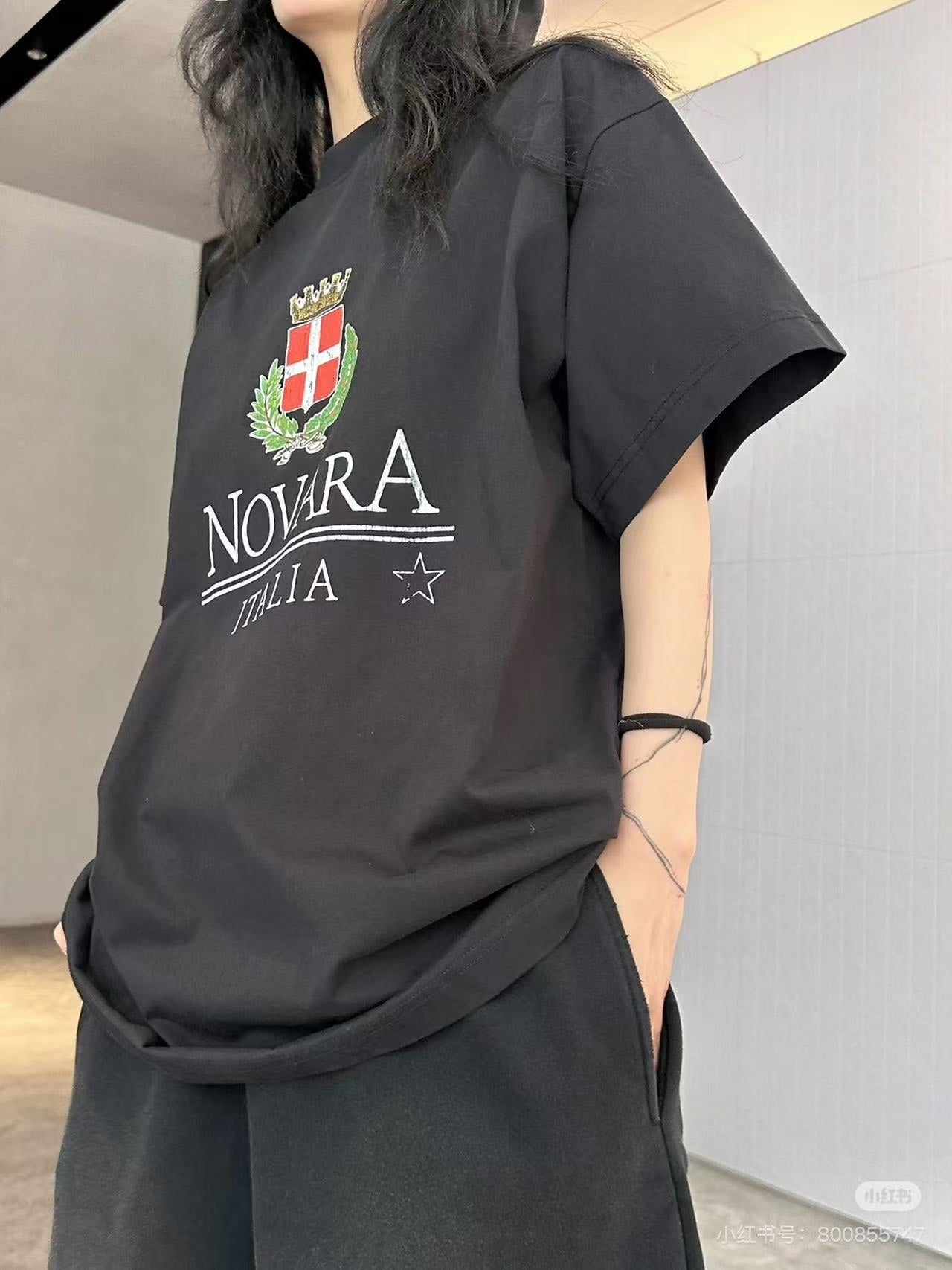 LuxluxHouse Best Quality Clothes Balenciaga T-shirt