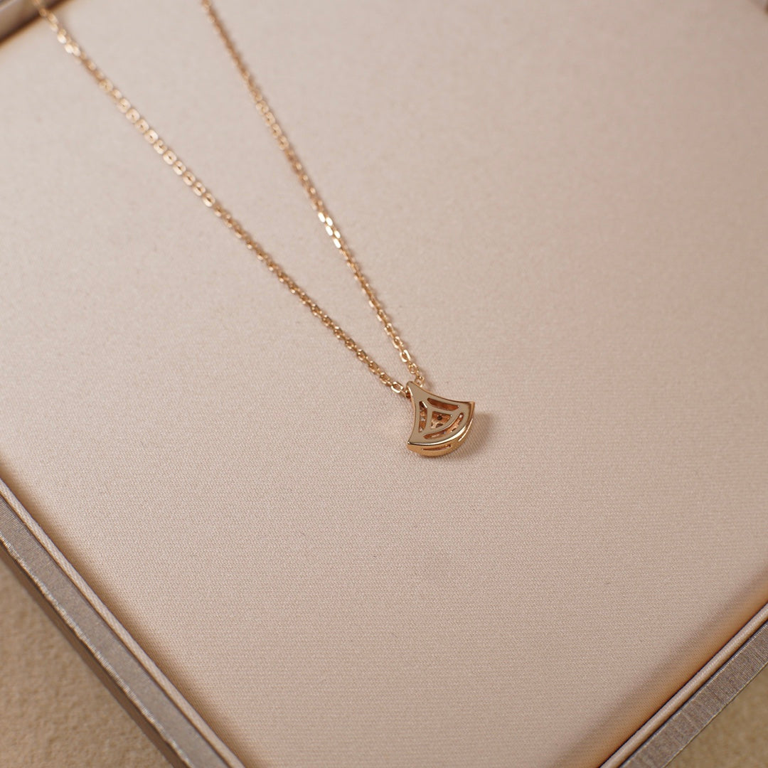 LuxluxHouse Best Quality Accessories Necklace Bvlgari