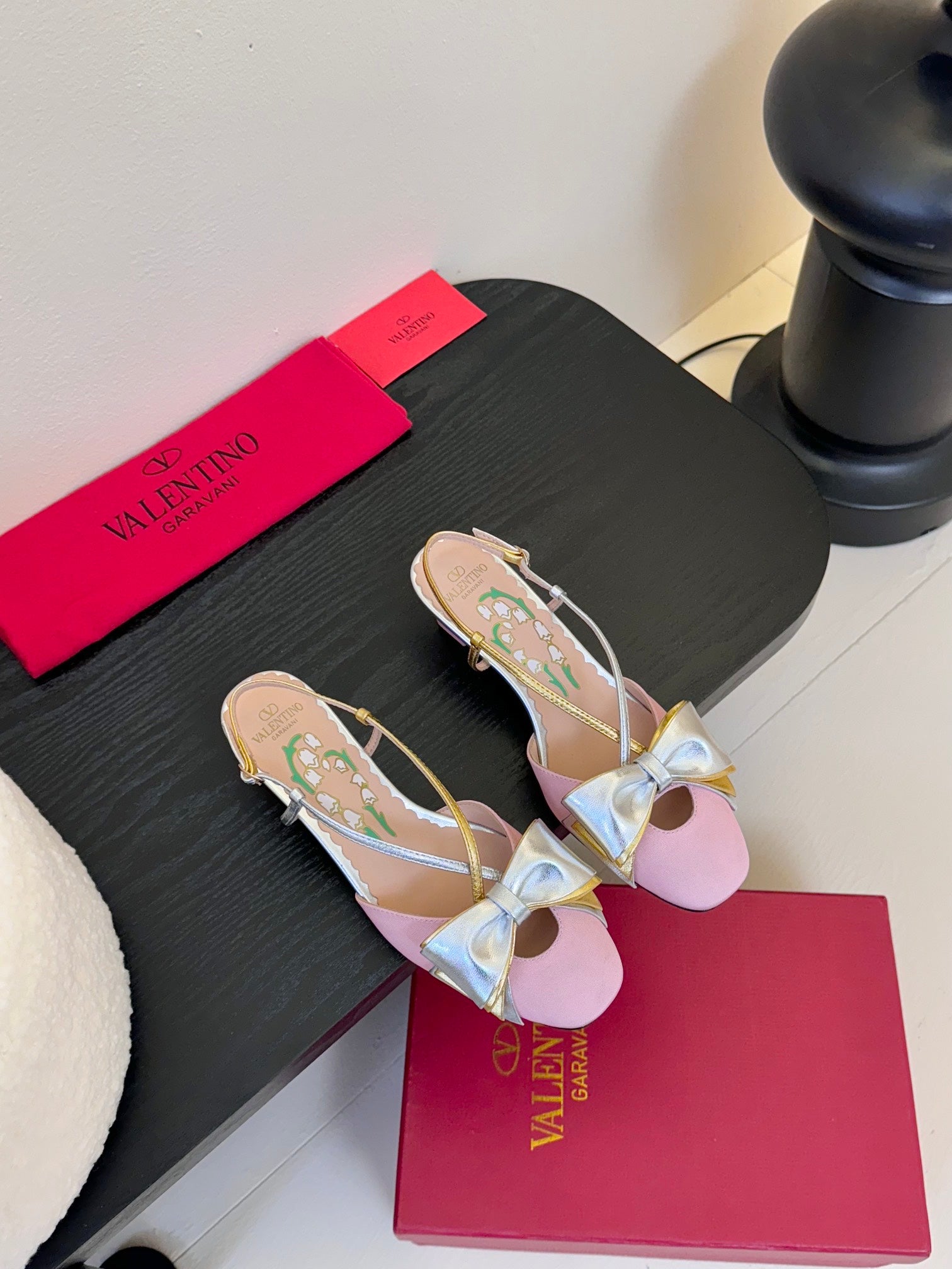 LuxluxHouse Best Quality Valentino Women Shoes