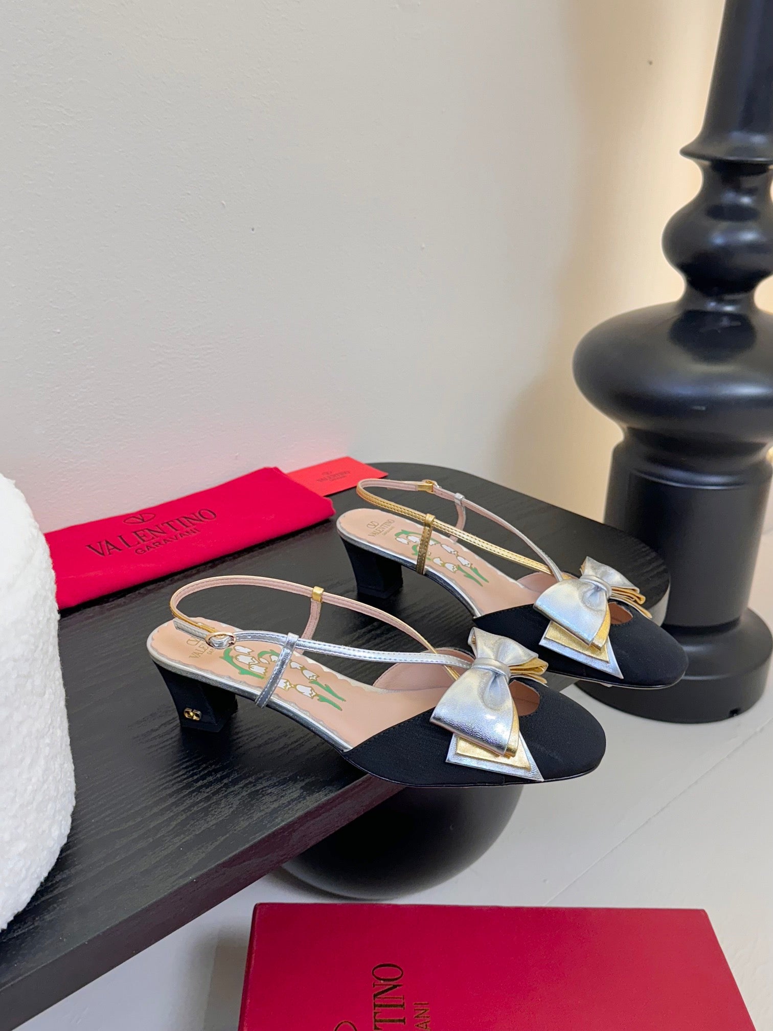 LuxluxHouse Best Quality Valentino Women Shoes