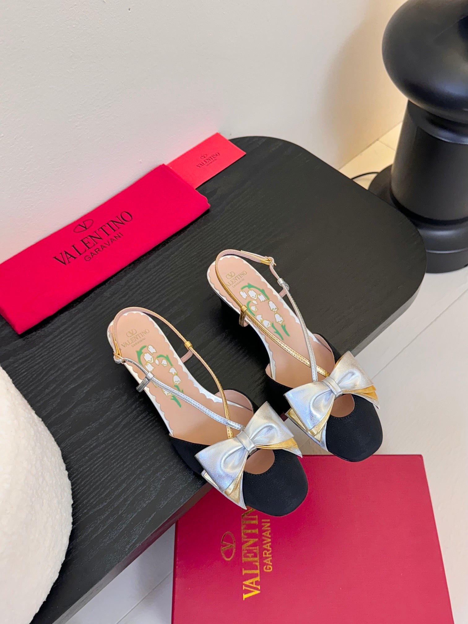 LuxluxHouse Best Quality Valentino Women Shoes