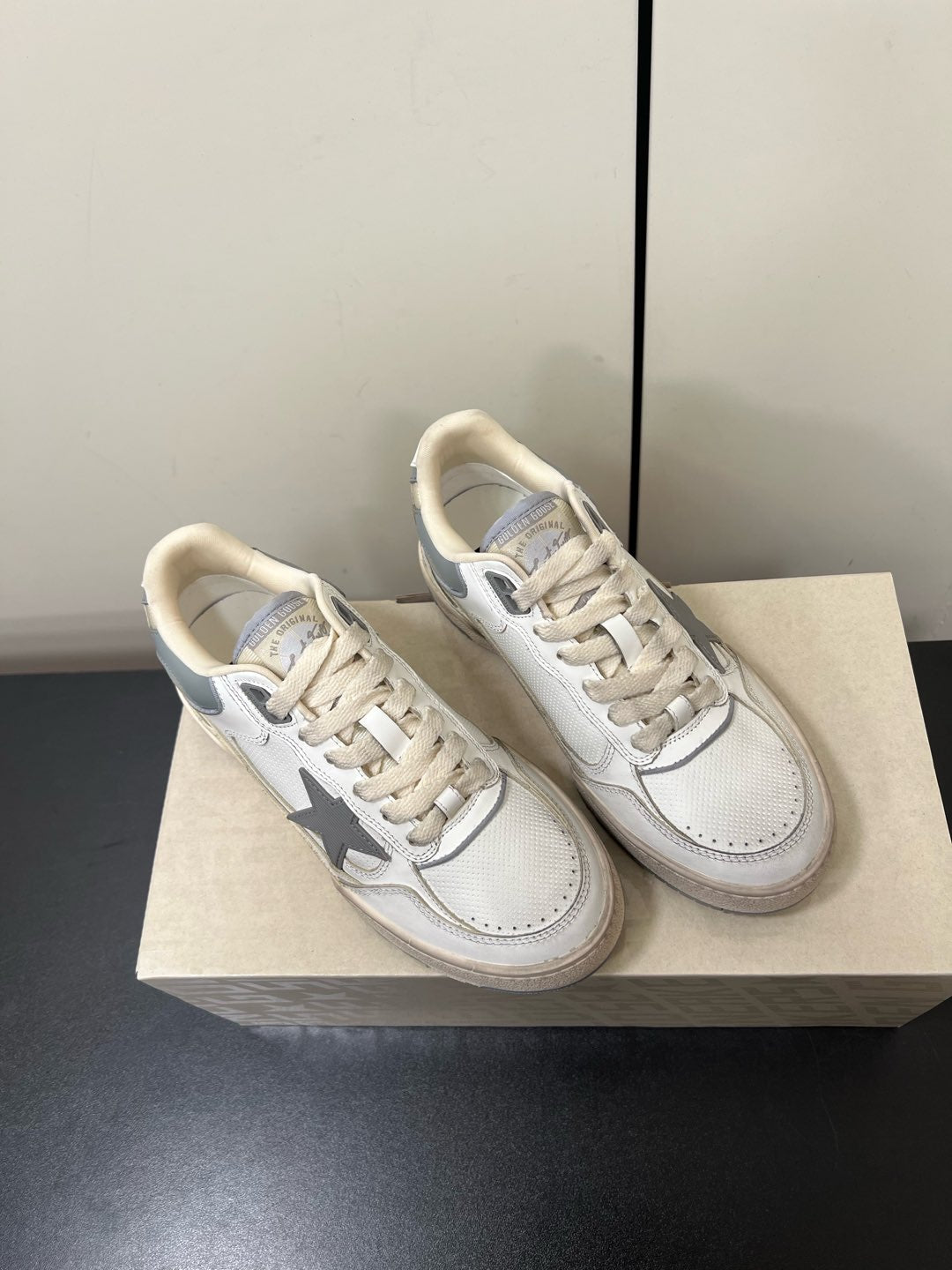LuxluxHouse Best Quality Shoes Golden Goose