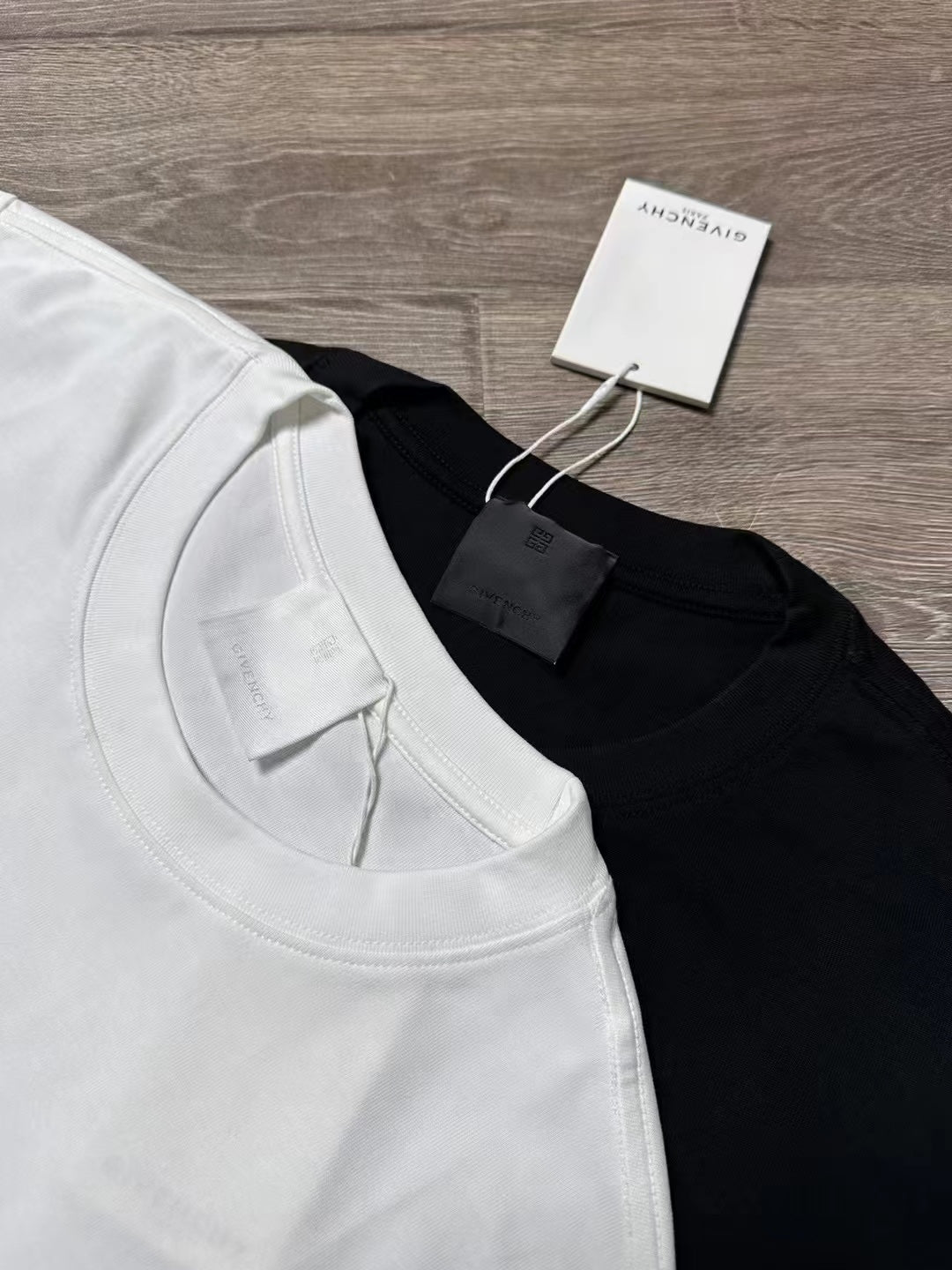 LuxluxHouse Best Quality Clothes Givenchy T-shirt