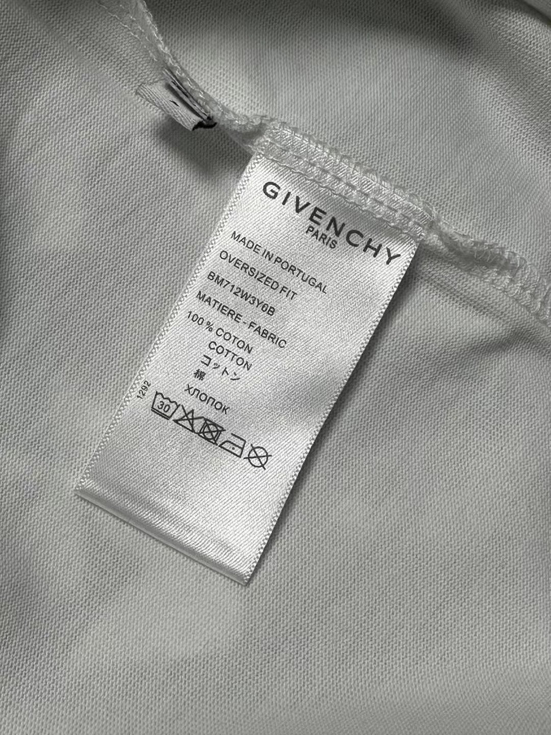 LuxluxHouse Best Quality Clothes Givenchy T-shirt
